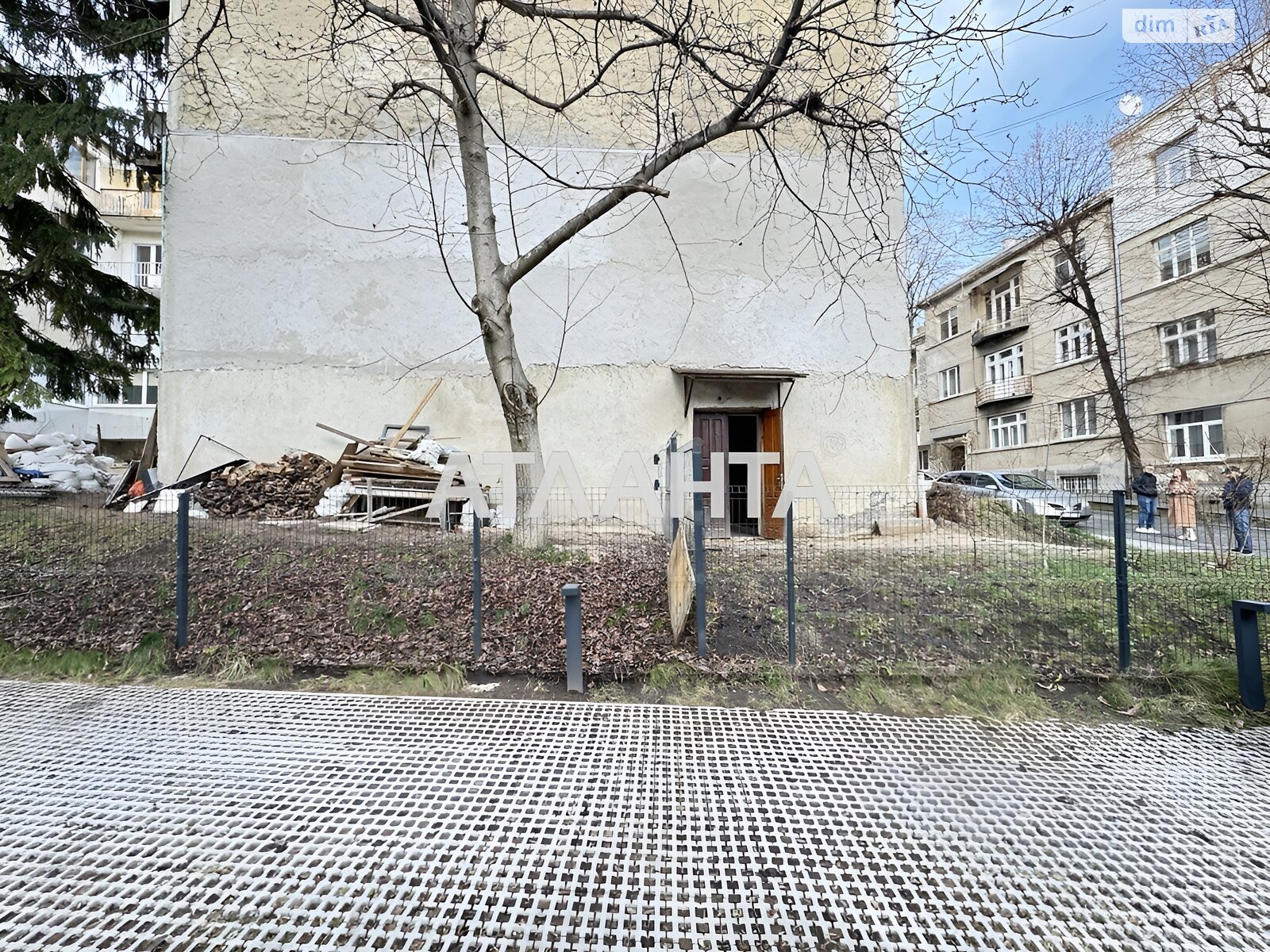 Продаж двокімнатної квартири в Львові, на вул. Парфановичів, район Личаківський фото 1 Продаж двокімнатної квартири в Львові, на вул. Парфановичів, район Личаківський фото 1