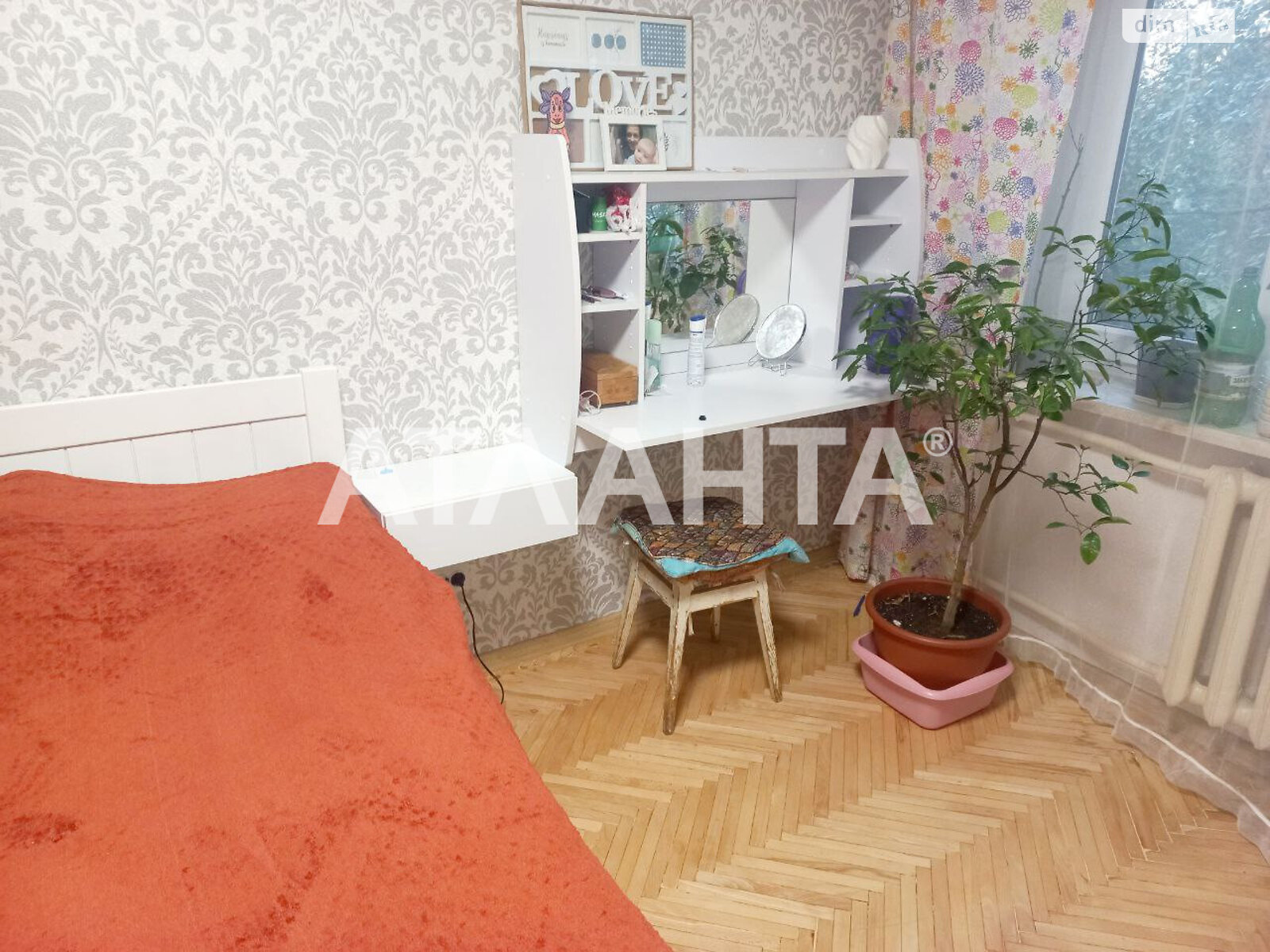 Продаж чотирикімнатної квартири в Львові, на вул. Пасічна, район Личаківський фото 1 Продаж чотирикімнатної квартири в Львові, на вул. Пасічна, район Личаківський фото 1