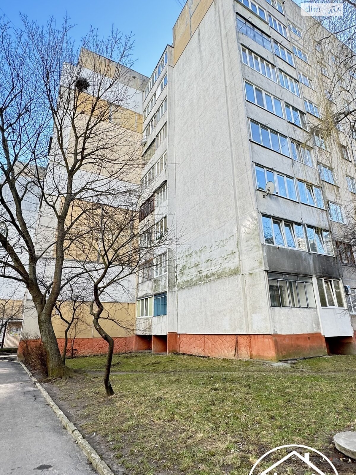 Продаж чотирикімнатної квартири в Львові, на вул. Шафарика, район Личаківський фото 1