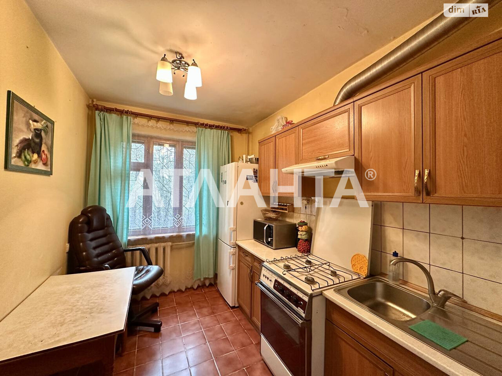 Продаж трикімнатної квартири в Львові, на вул. Шафарика, район Личаківський фото 2 Продаж трикімнатної квартири в Львові, на вул. Шафарика, район Личаківський фото 2