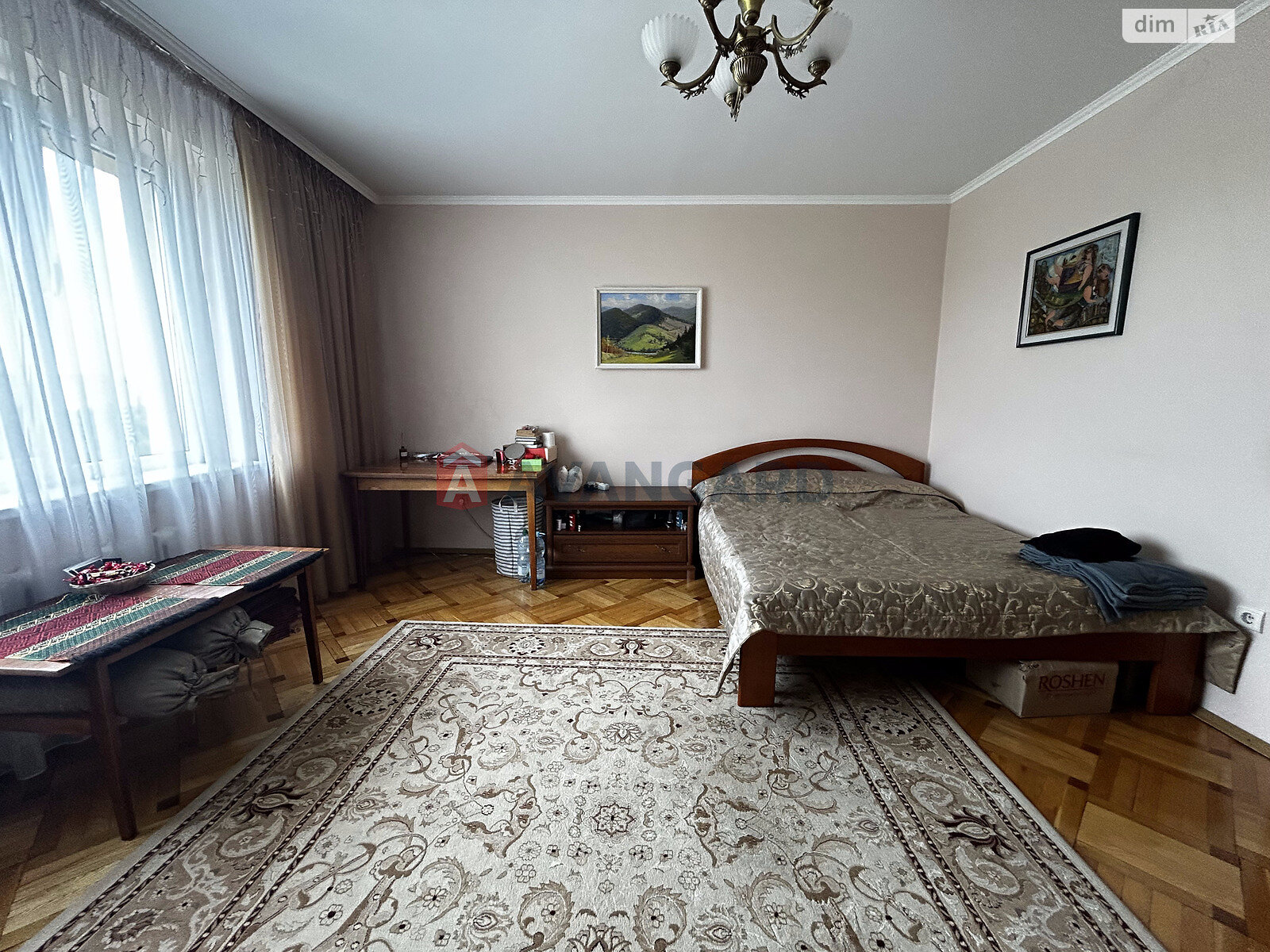 Продажа трехкомнатной квартиры в Львове, на ул. Шафарика 8, район Лычаковский фото 1