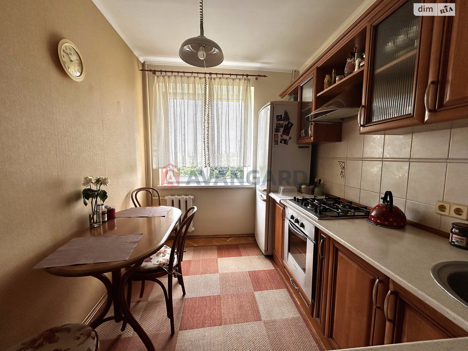 Продажа трехкомнатной квартиры в Львове, на ул. Шафарика 8, район Лычаковский фото 1