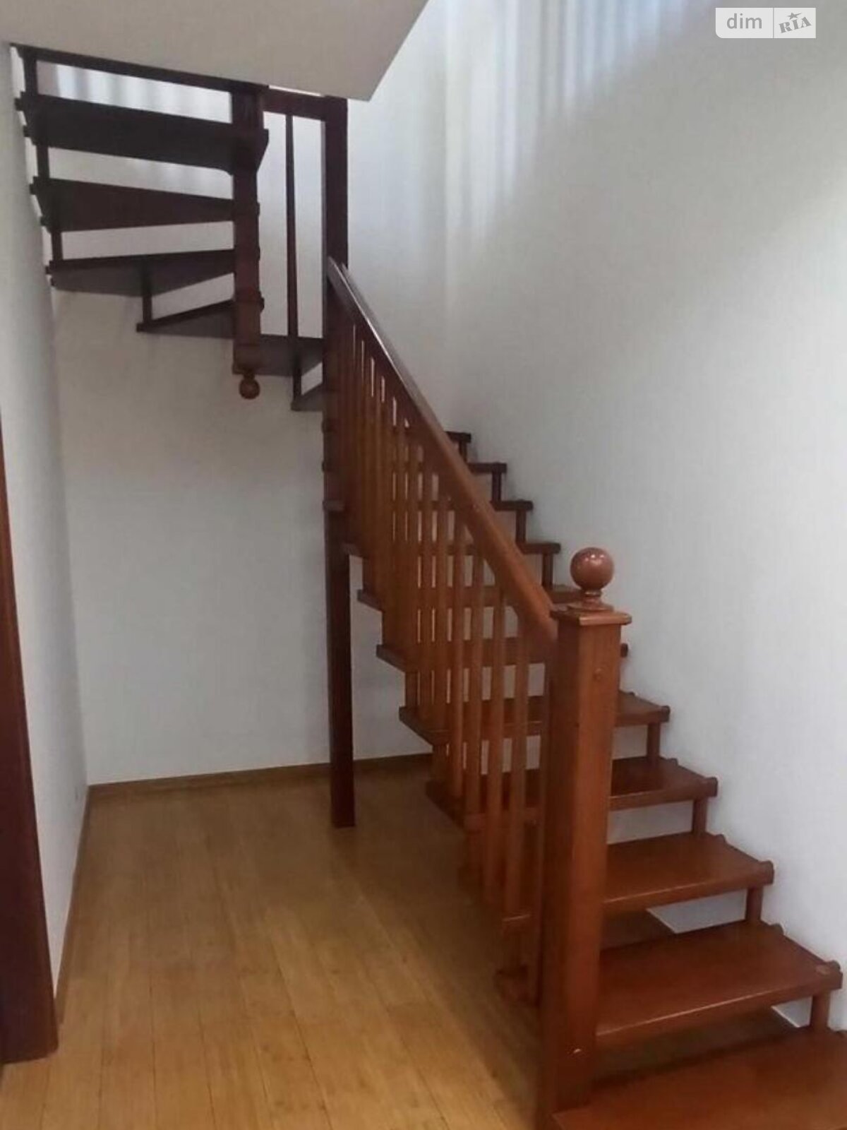 Продаж чотирикімнатної квартири в Львові, на вул. Вашингтона Джорджа, район Личаківський фото 1 Продаж чотирикімнатної квартири в Львові, на вул. Вашингтона Джорджа, район Личаківський фото 1