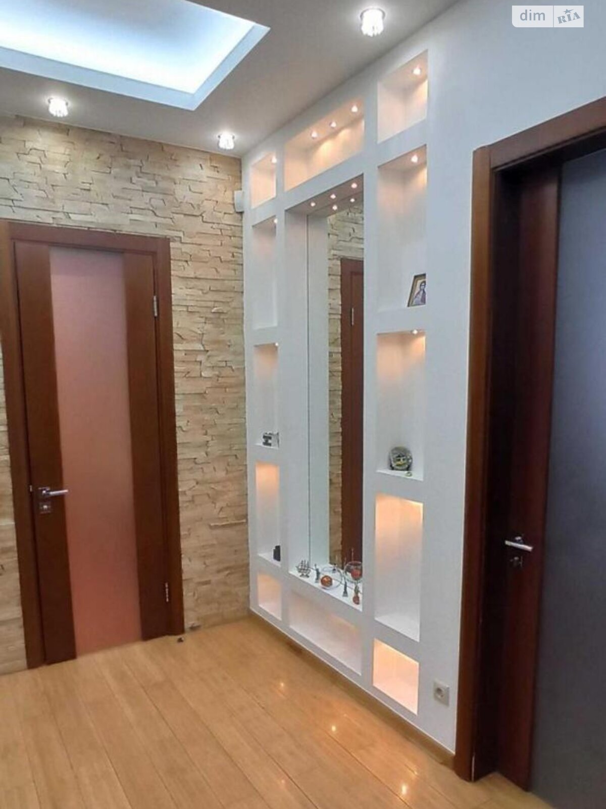 Продаж чотирикімнатної квартири в Львові, на вул. Вашингтона Джорджа, район Личаківський фото 1 Продаж чотирикімнатної квартири в Львові, на вул. Вашингтона Джорджа, район Личаківський фото 1