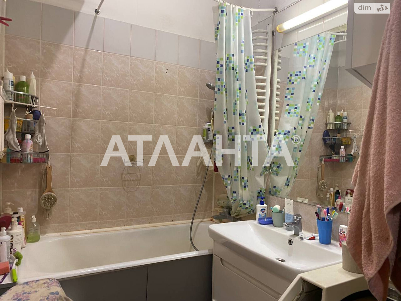 Продажа трехкомнатной квартиры в Львове, на ул. Верхратского, район Лычаковский фото 1 Продажа трехкомнатной квартиры в Львове, на ул. Верхратского, район Лычаковский фото 1
