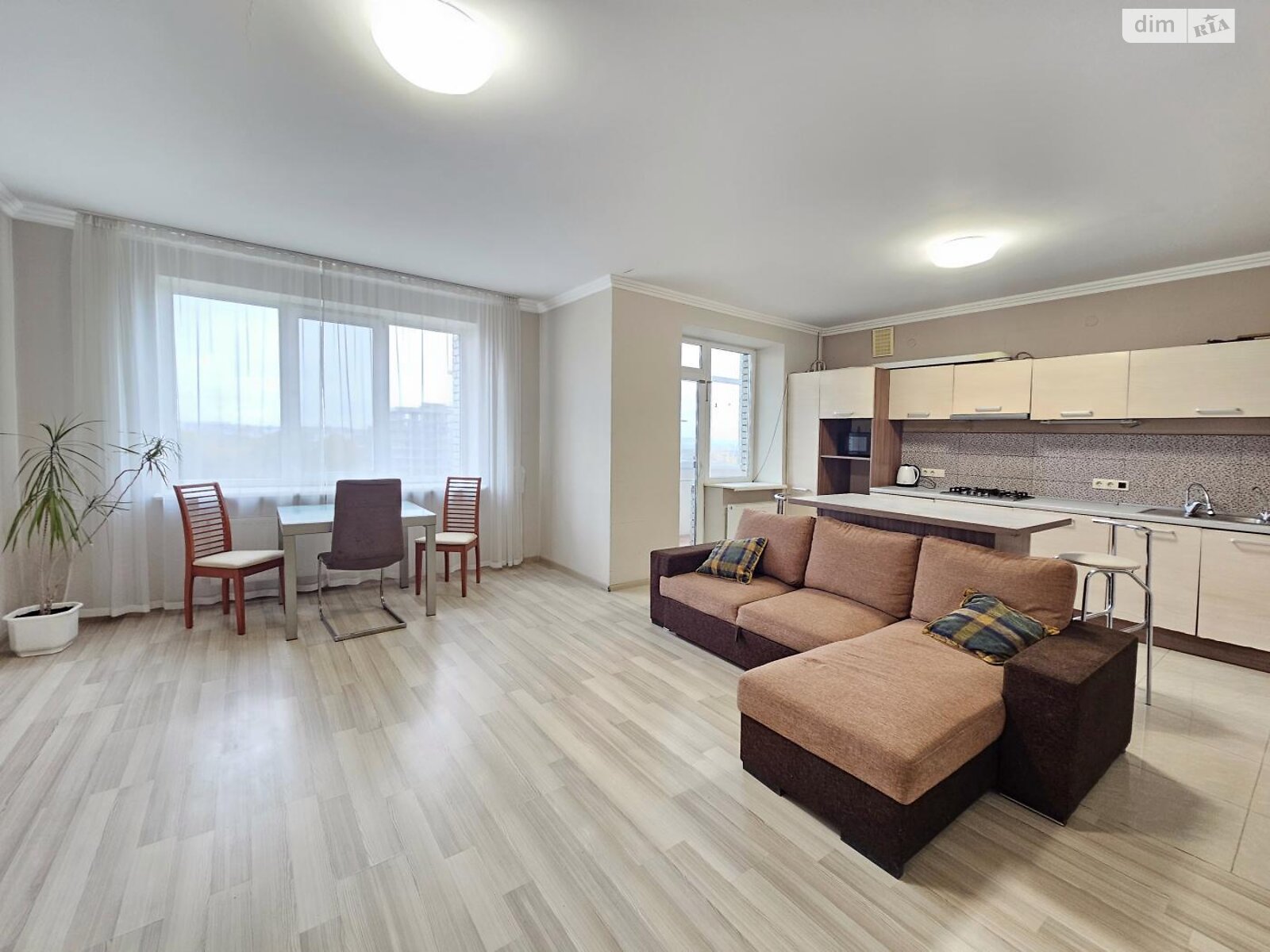 Продажа двухкомнатной квартиры в Львове, на Васильченка Степана, район Лычаковский фото 1