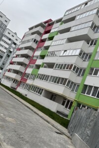 Продажа однокомнатной квартиры в Лисиничах, на ул. Глинянский Тракт 1В, фото 2