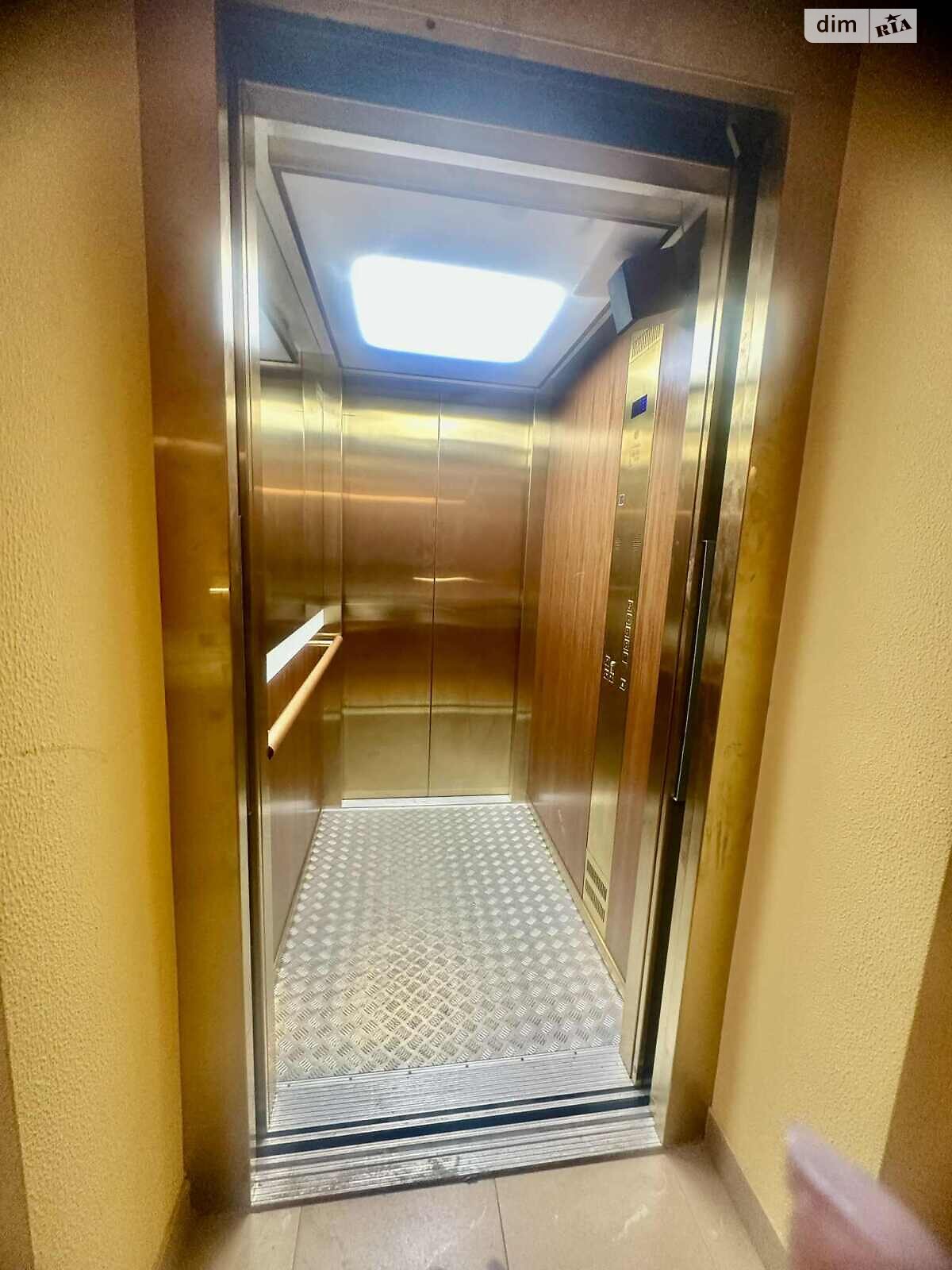 Продажа двухкомнатной квартиры в Львове, на ул. Таджикская 1, район Майоровка фото 1