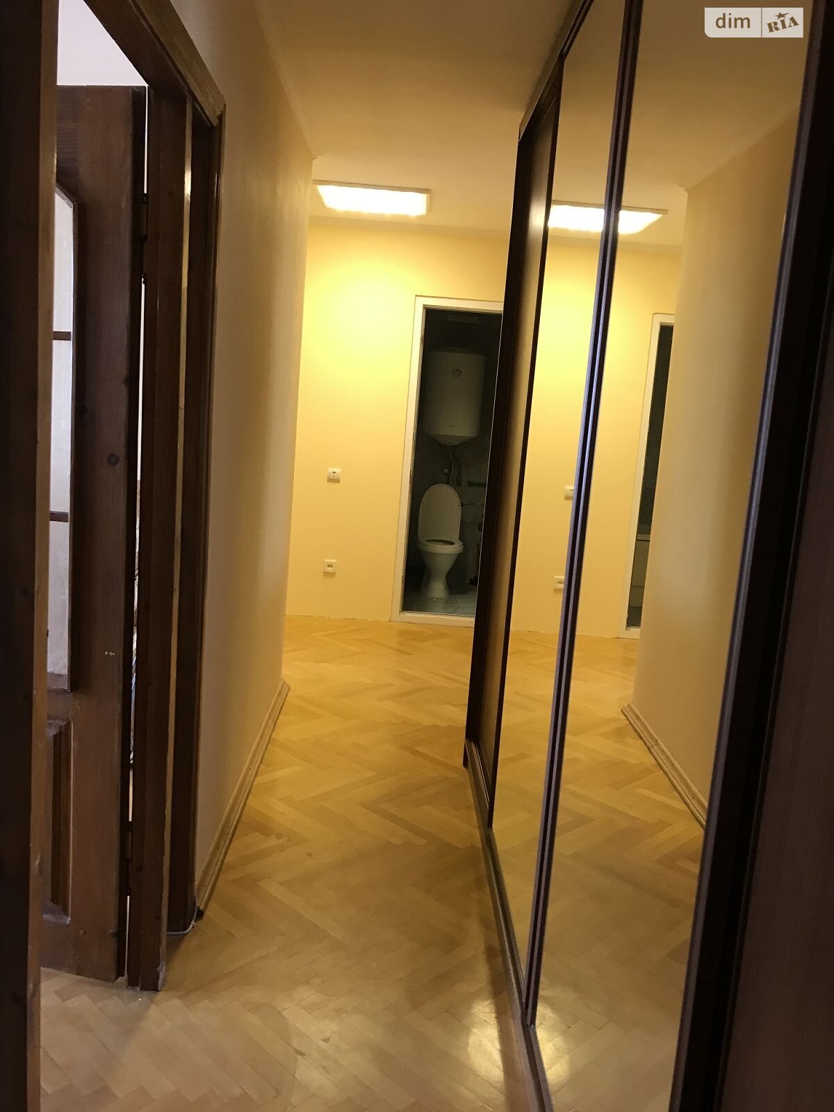 Продажа трехкомнатной квартиры в Львове, на ул. Ярошинской 6, район Майоровка фото 1