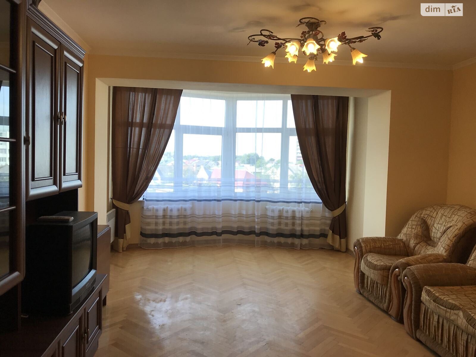 Продажа трехкомнатной квартиры в Львове, на ул. Ярошинской 6, район Майоровка фото 1