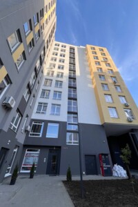 Продаж трикімнатної квартири в Львові, на вул. Гетьмана Івана Мазепи 25А, фото 2