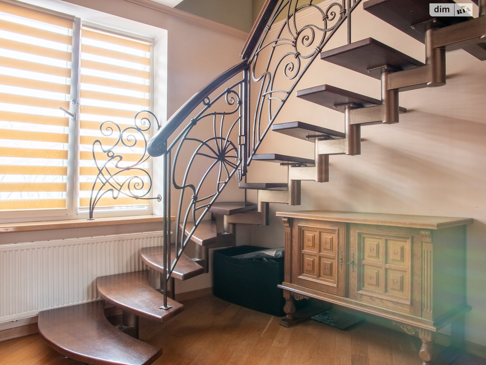 Продаж п`ятикімнатної квартири в Львові, на вул. Рубчака Івана 33, район Наукова фото 1 Продаж п`ятикімнатної квартири в Львові, на вул. Рубчака Івана 33, район Наукова фото 1