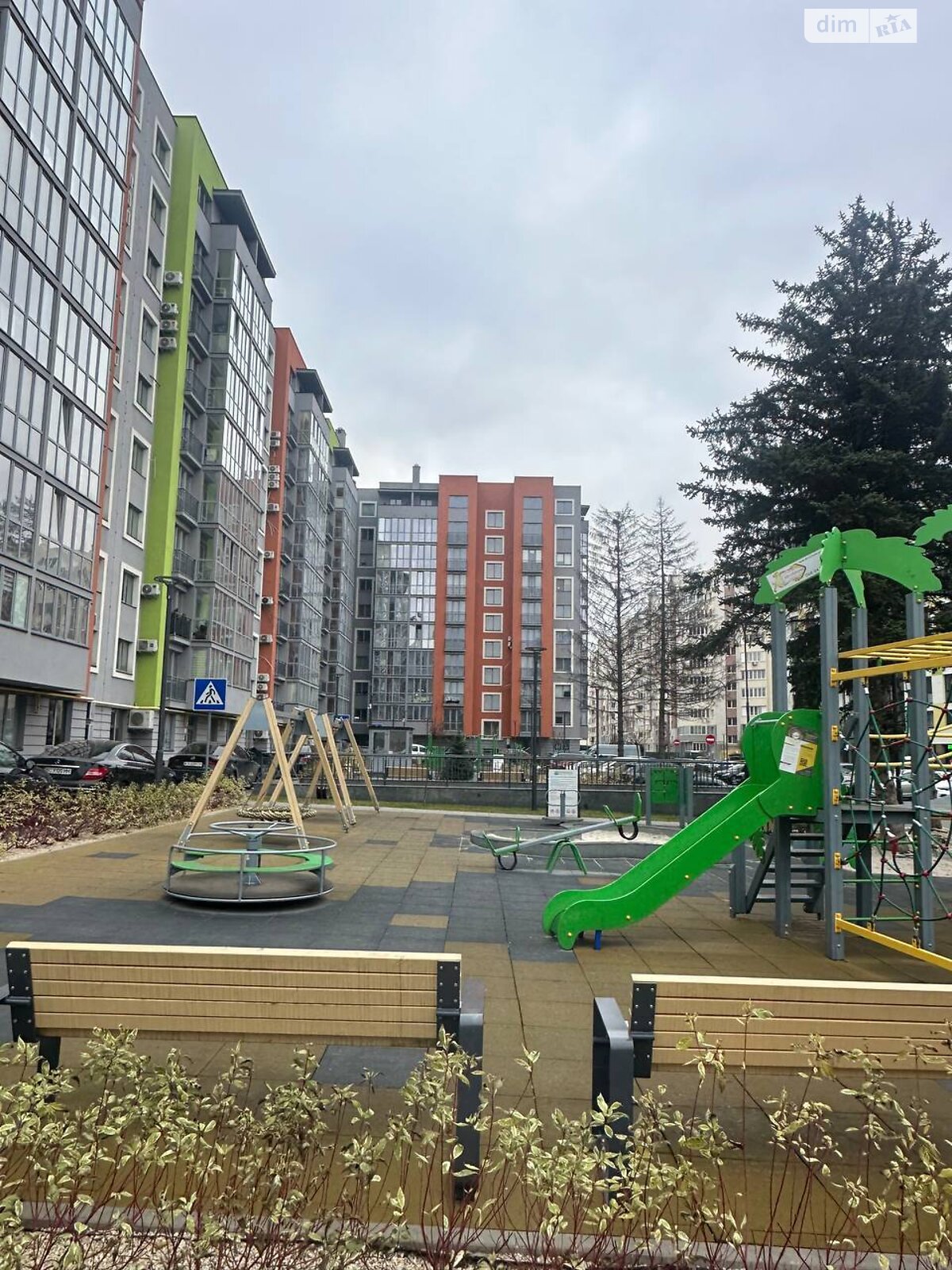 Продаж однокімнатної квартири в Львові, на вул. Угорська 12, район Новий Львів фото 1 Продаж однокімнатної квартири в Львові, на вул. Угорська 12, район Новий Львів фото 1