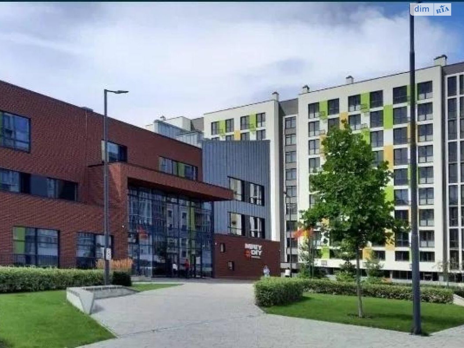 Продажа двухкомнатной квартиры в Львове, на ул. Венгерская 12, район Новый Львов фото 1 Продажа двухкомнатной квартиры в Львове, на ул. Венгерская 12, район Новый Львов фото 1