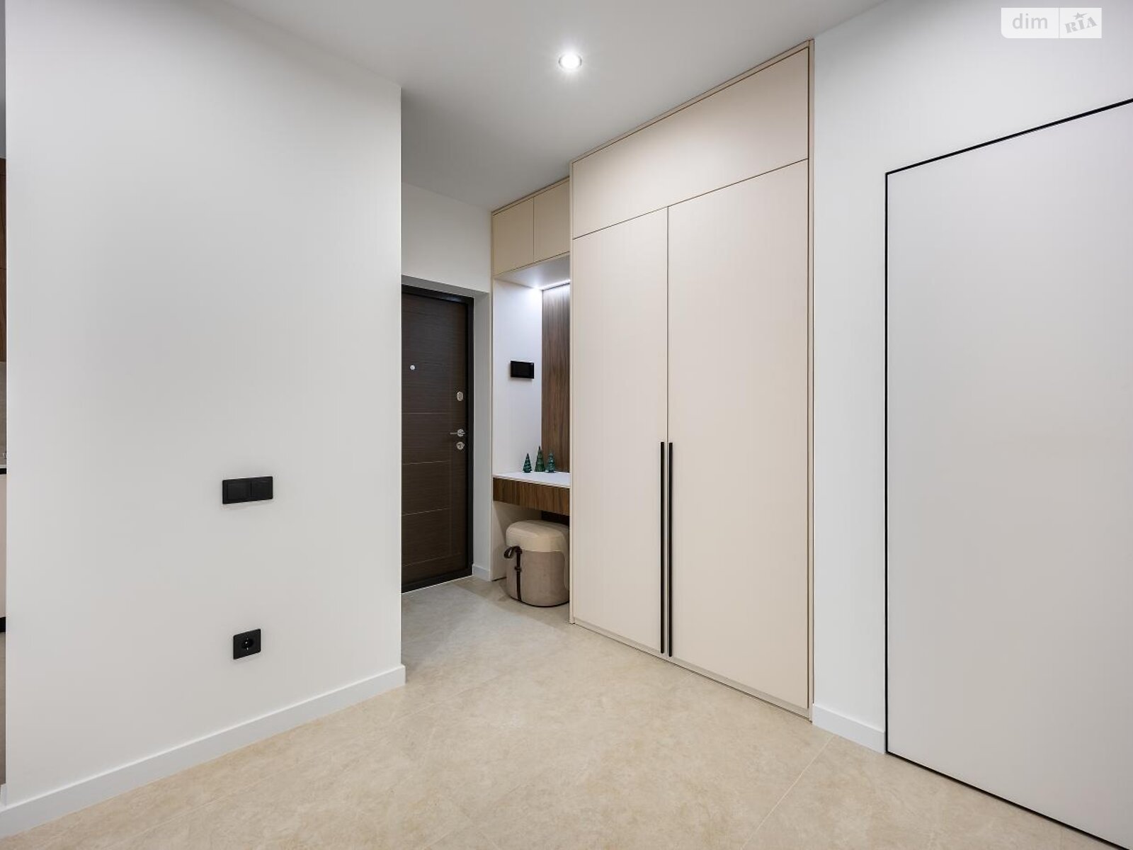 Продажа двухкомнатной квартиры в Львове, на ул. Венгерская 12, район Новый Львов фото 1 Продажа двухкомнатной квартиры в Львове, на ул. Венгерская 12, район Новый Львов фото 1