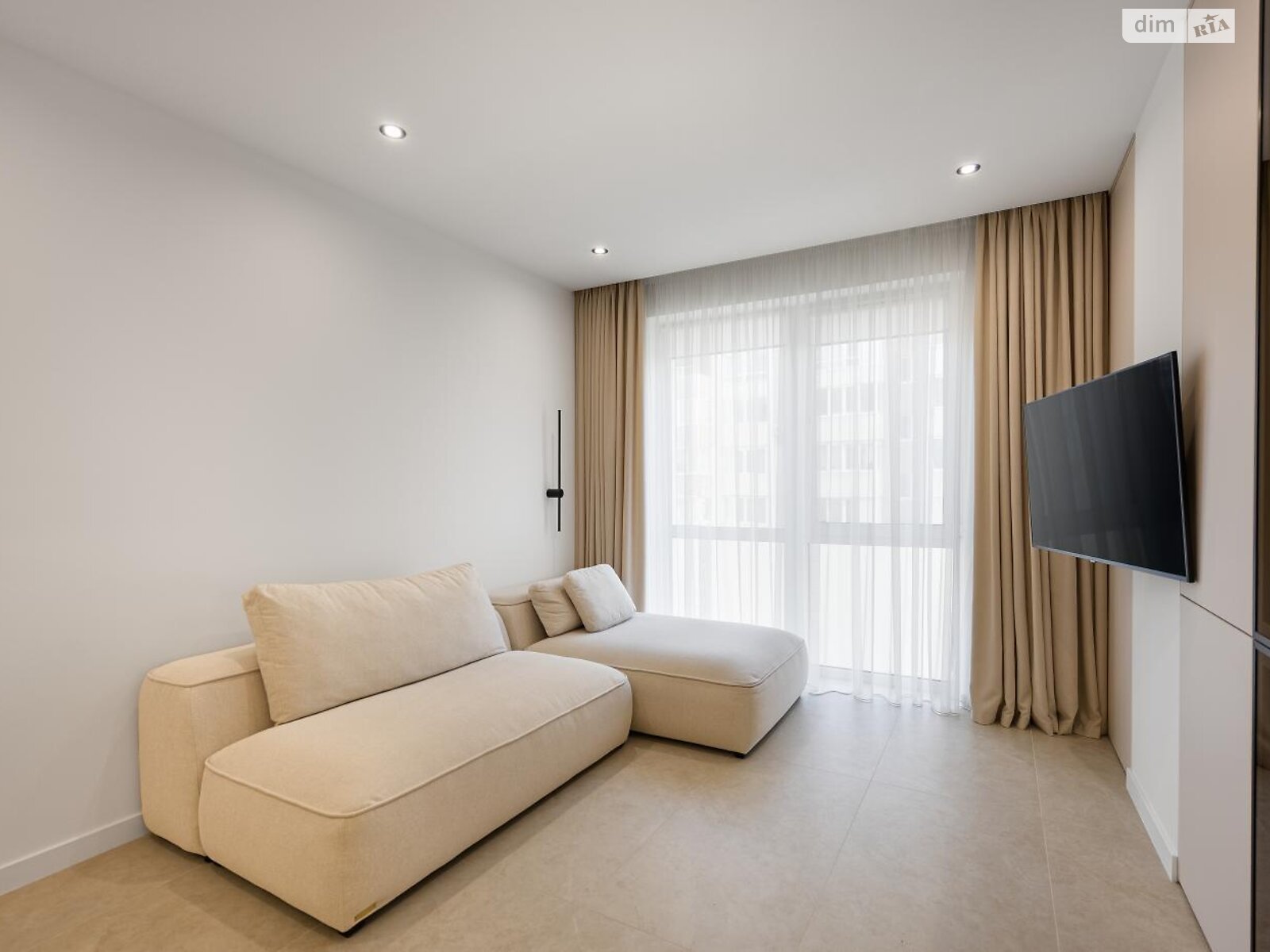 Продажа двухкомнатной квартиры в Львове, на ул. Венгерская 12, район Новый Львов фото 1 Продажа двухкомнатной квартиры в Львове, на ул. Венгерская 12, район Новый Львов фото 1