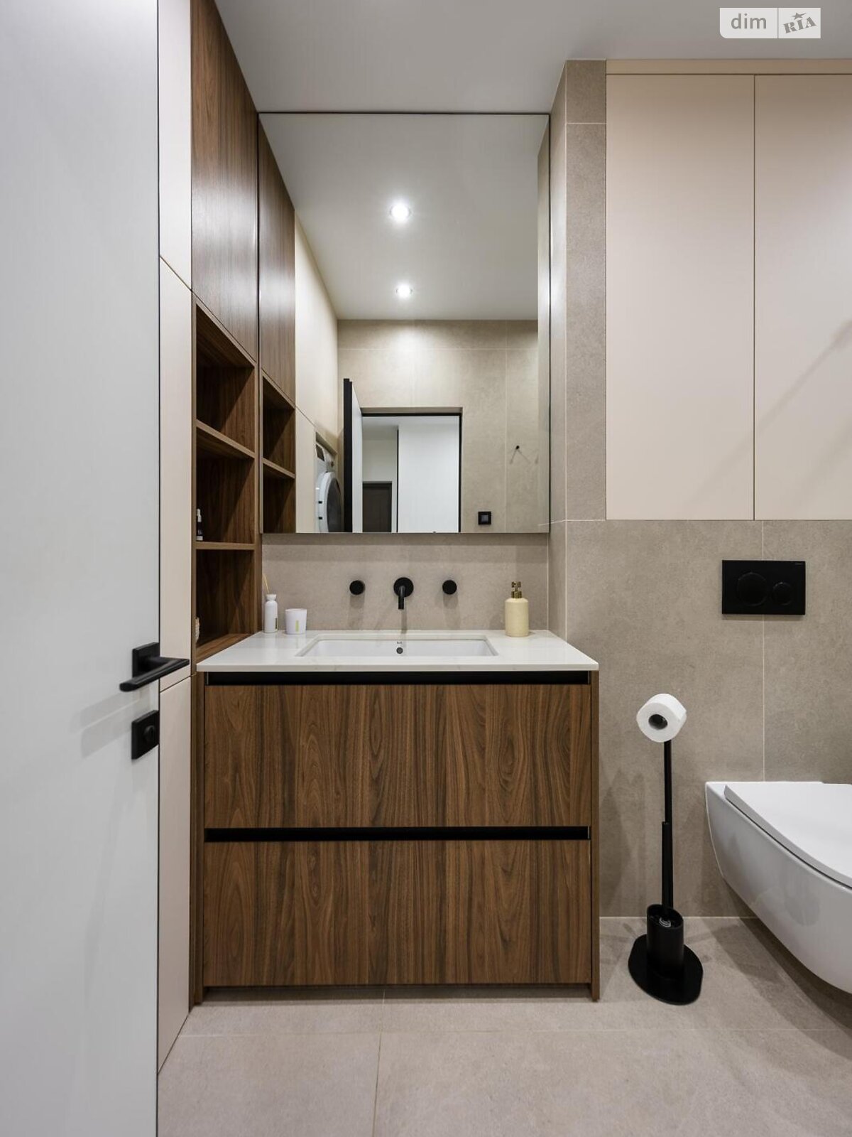 Продажа двухкомнатной квартиры в Львове, на ул. Венгерская 12, район Новый Львов фото 1