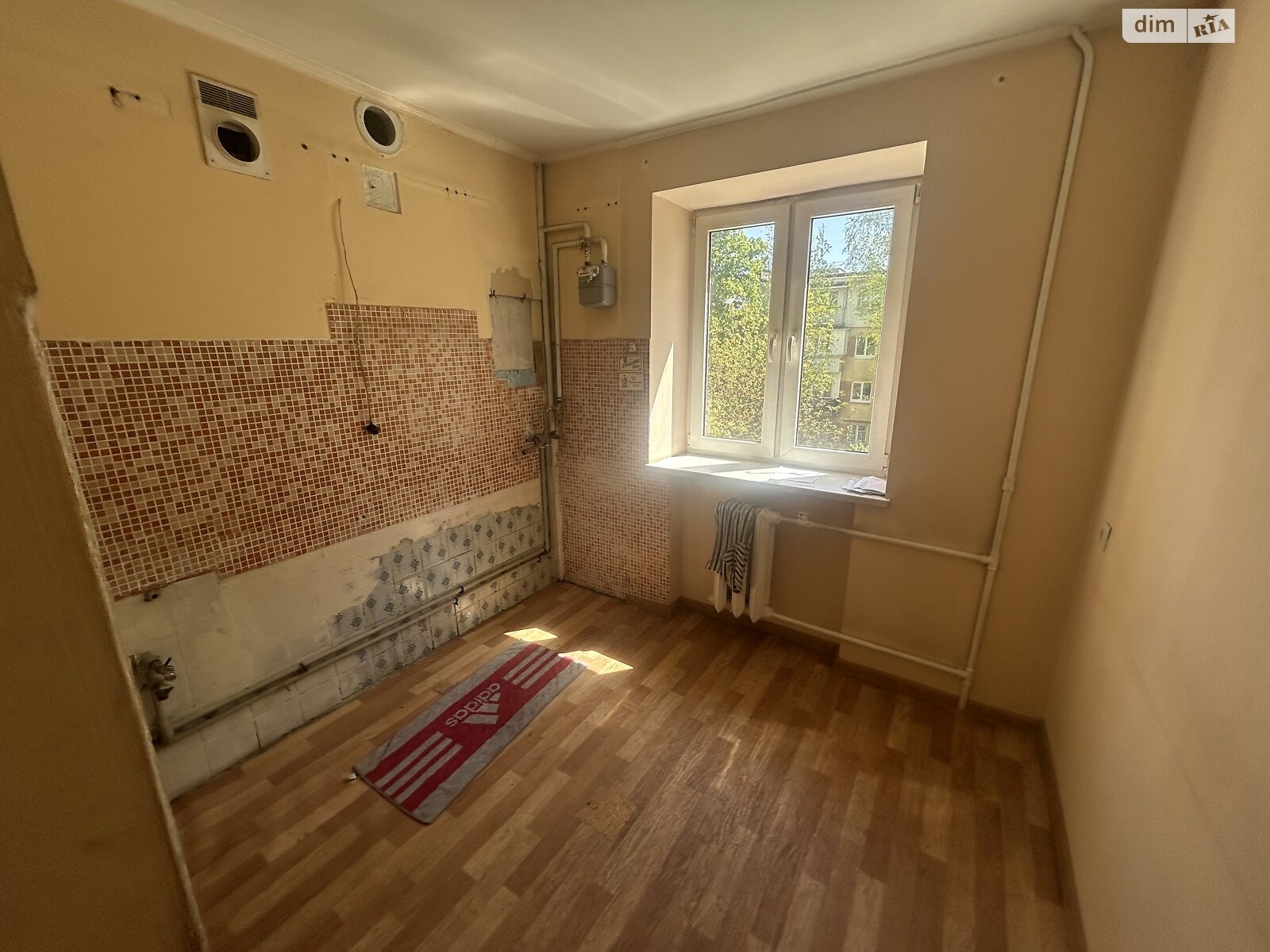 Продажа двухкомнатной квартиры в Львове, на ул. Апрельская 5, район Новый Свет фото 1 Продажа двухкомнатной квартиры в Львове, на ул. Апрельская 5, район Новый Свет фото 1