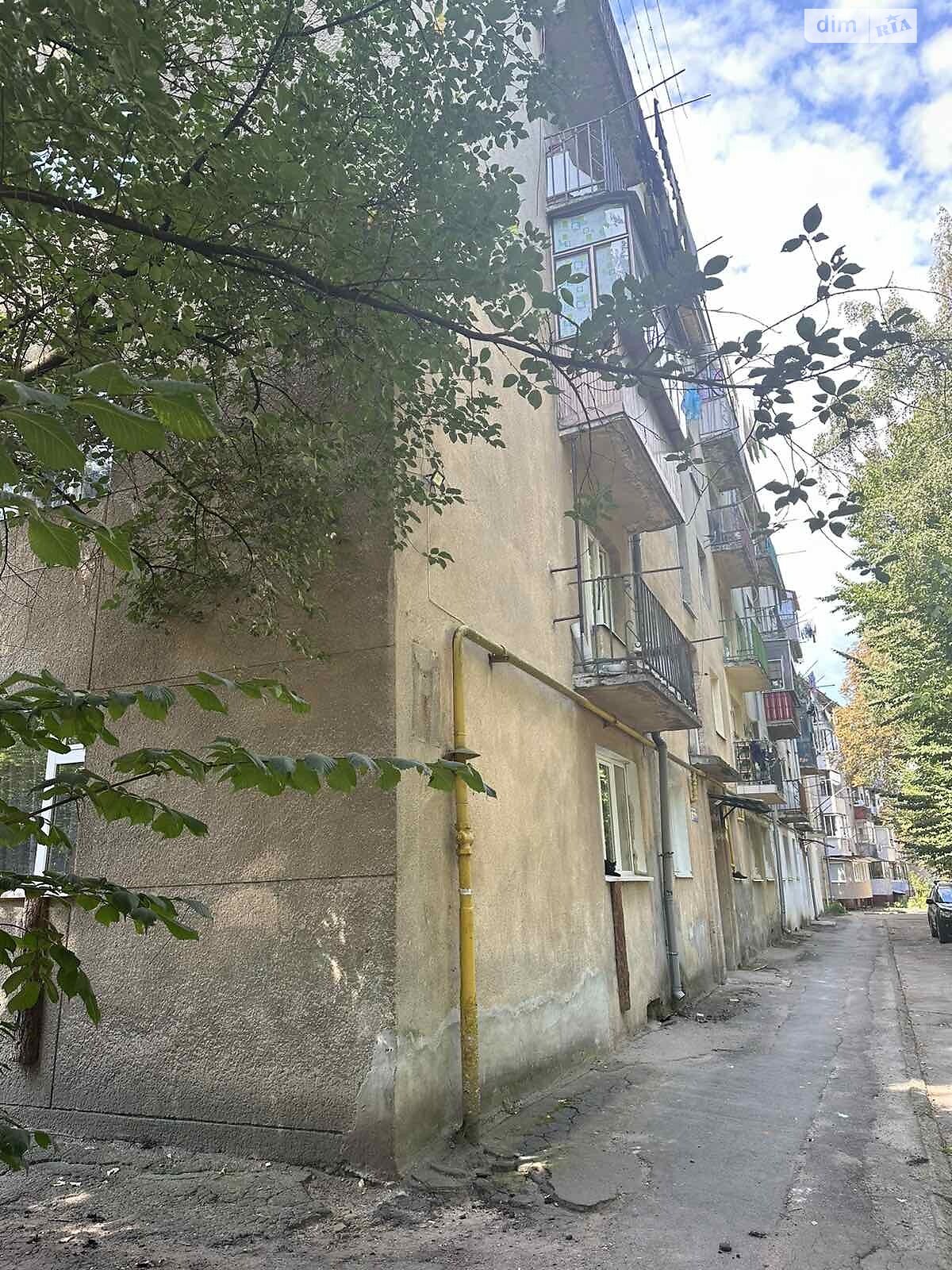 Продаж двокімнатної квартири в Львові, на вул. Героїв УПА, район Залізничний фото 1 Продаж двокімнатної квартири в Львові, на вул. Героїв УПА, район Залізничний фото 1