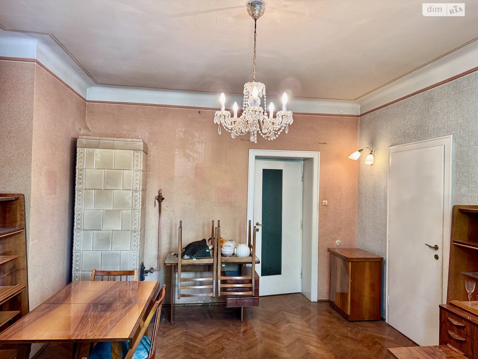 Продаж трикімнатної квартири в Львові, на вул. Київська, район Новий Світ фото 1 Продаж трикімнатної квартири в Львові, на вул. Київська, район Новий Світ фото 1