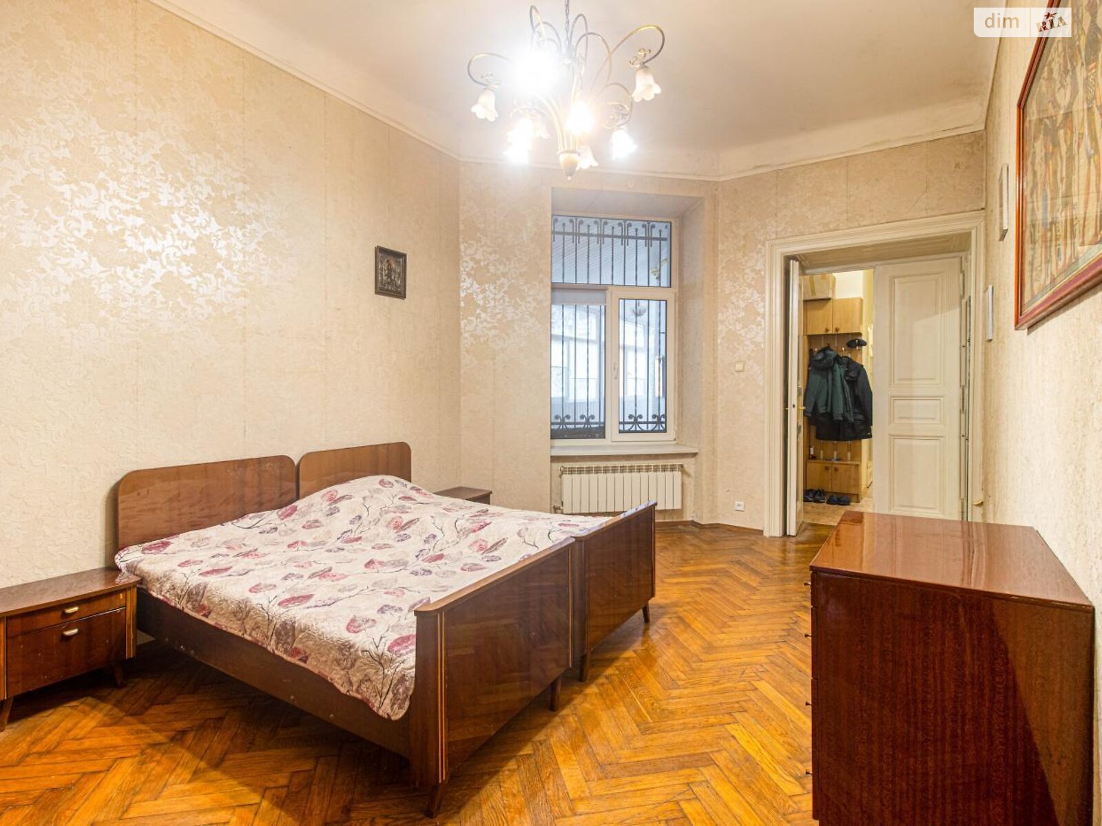 Продаж двокімнатної квартири в Львові, на вул. Коновальця Євгена 36, район Новий Світ фото 1 Продаж двокімнатної квартири в Львові, на вул. Коновальця Євгена 36, район Новий Світ фото 1
