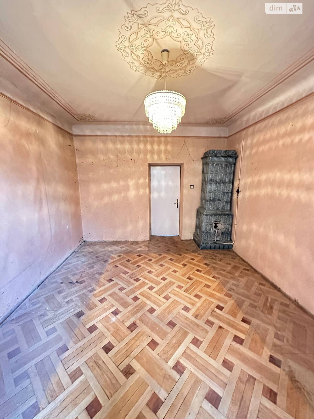 Продажа трехкомнатной квартиры в Львове, на ул. Коновальца Евгения 54А, кв. 3, район Новый Свет фото 1 Продажа трехкомнатной квартиры в Львове, на ул. Коновальца Евгения 54А, кв. 3, район Новый Свет фото 1