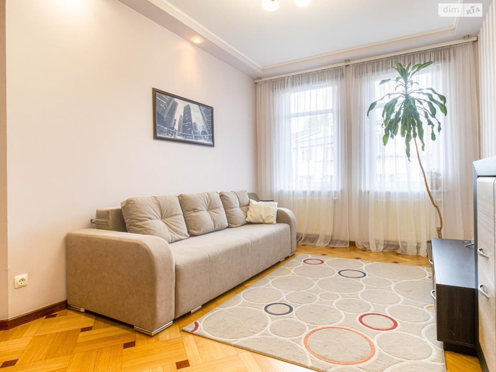 Продажа трехкомнатной квартиры в Львове, на ул. Киевская 20, район Новый Свет фото 1 Продажа трехкомнатной квартиры в Львове, на ул. Киевская 20, район Новый Свет фото 1