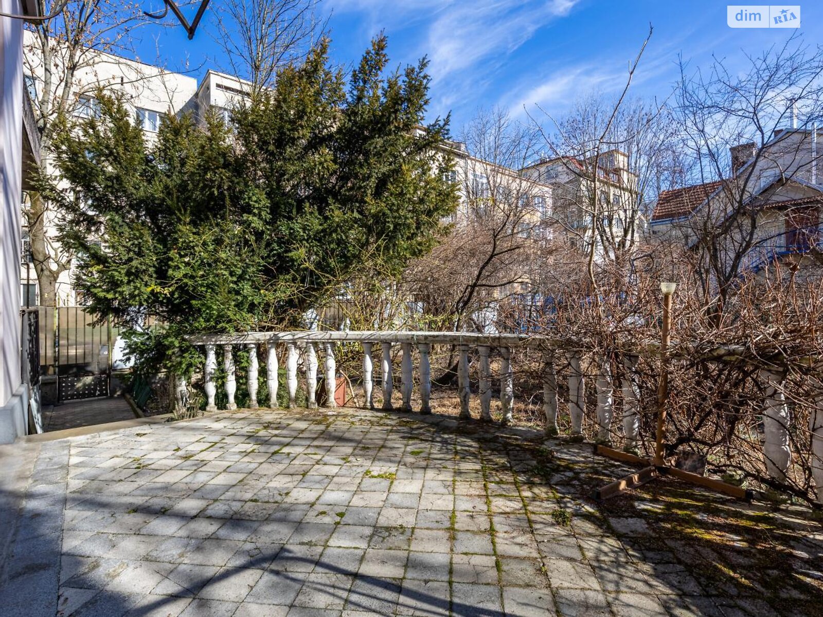 Продажа трехкомнатной квартиры в Львове, на ул. Василия Кука 11, район Новый Свет фото 1 Продажа трехкомнатной квартиры в Львове, на ул. Василия Кука 11, район Новый Свет фото 1