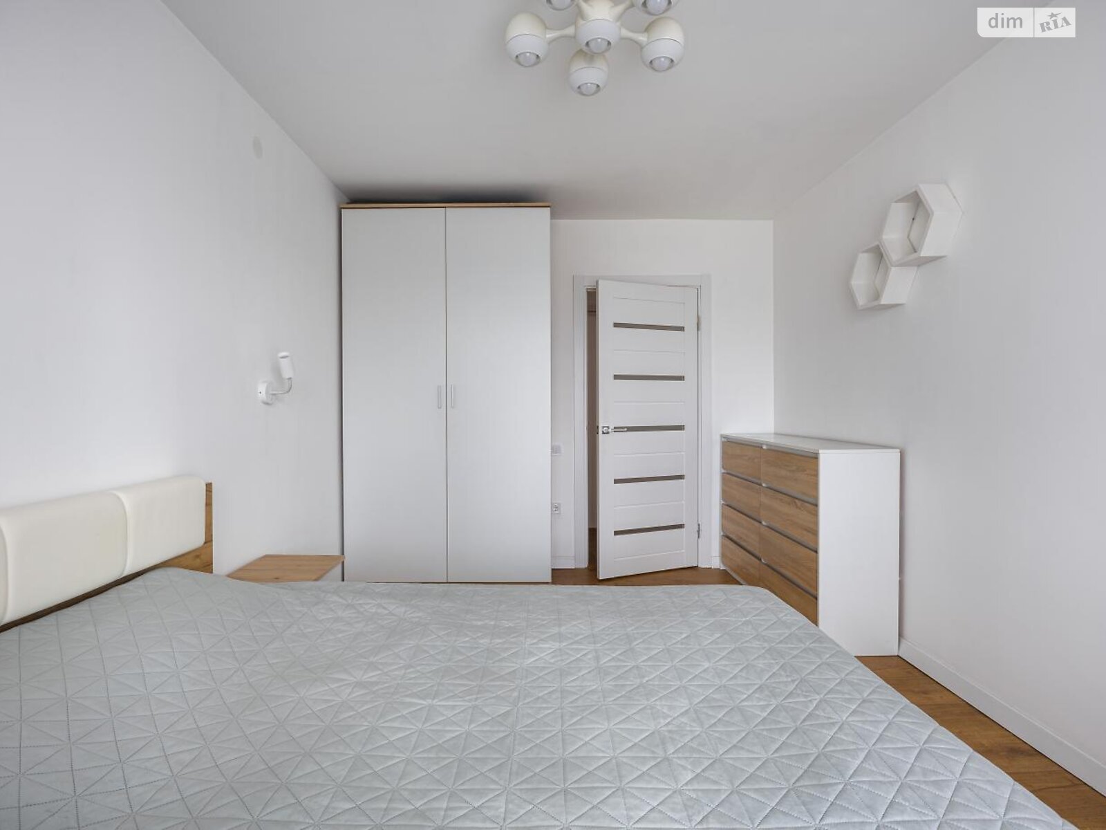 Продаж двокімнатної квартири в Львові, на вул. Оноре де Бальзака 25, фото 1 Продаж двокімнатної квартири в Львові, на вул. Оноре де Бальзака 25, фото 1