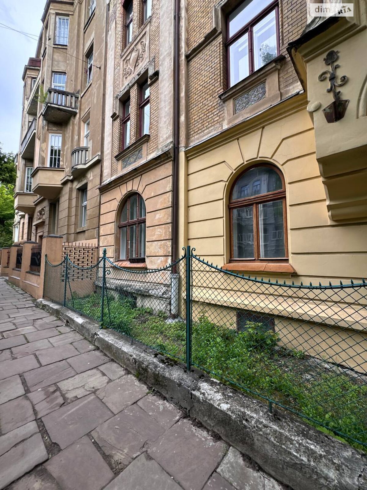 Продажа двухкомнатной квартиры в Львове, на ул. Парковая, фото 1 Продажа двухкомнатной квартиры в Львове, на ул. Парковая, фото 1