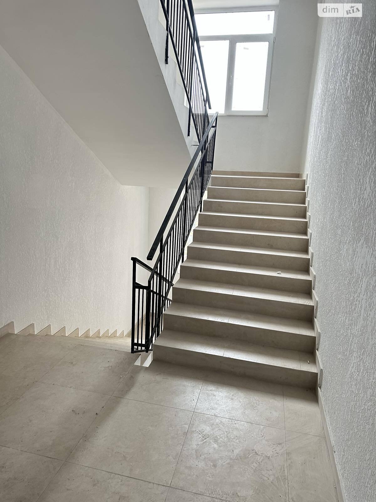 Продаж однокімнатної квартири в Львові, на вул. Довга, район Пасіки фото 1 Продаж однокімнатної квартири в Львові, на вул. Довга, район Пасіки фото 1