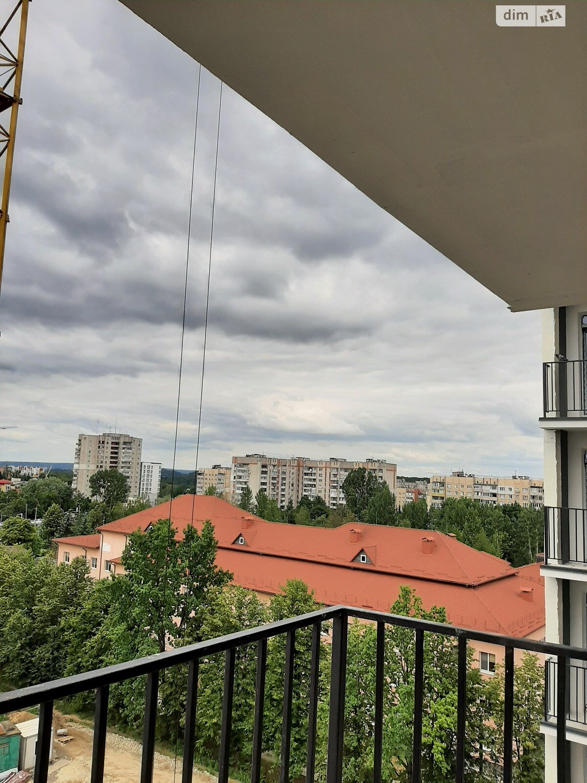 Продаж однокімнатної квартири в Львові, на вул. Довга 30, район Пасіки фото 1