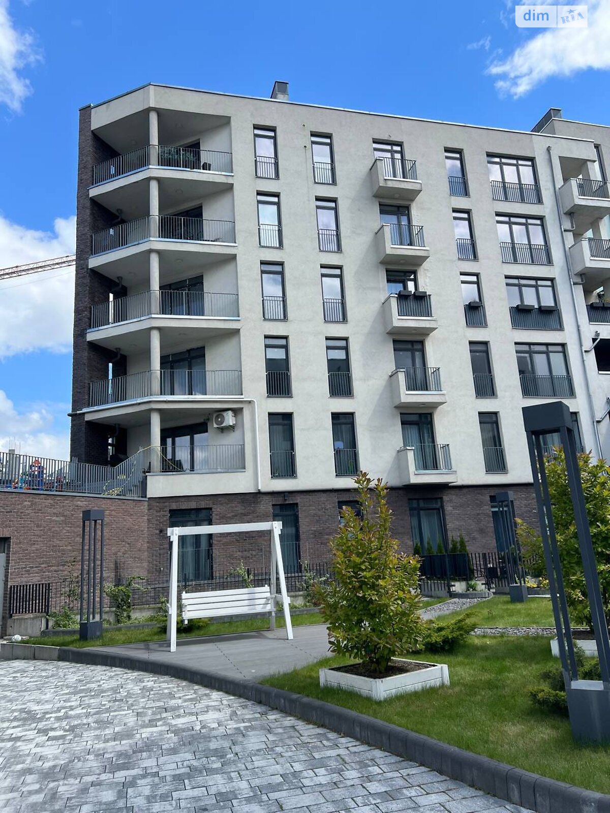 Продаж двокімнатної квартири в Львові, на вул. Пасічна, район Пасіки фото 1 Продаж двокімнатної квартири в Львові, на вул. Пасічна, район Пасіки фото 1