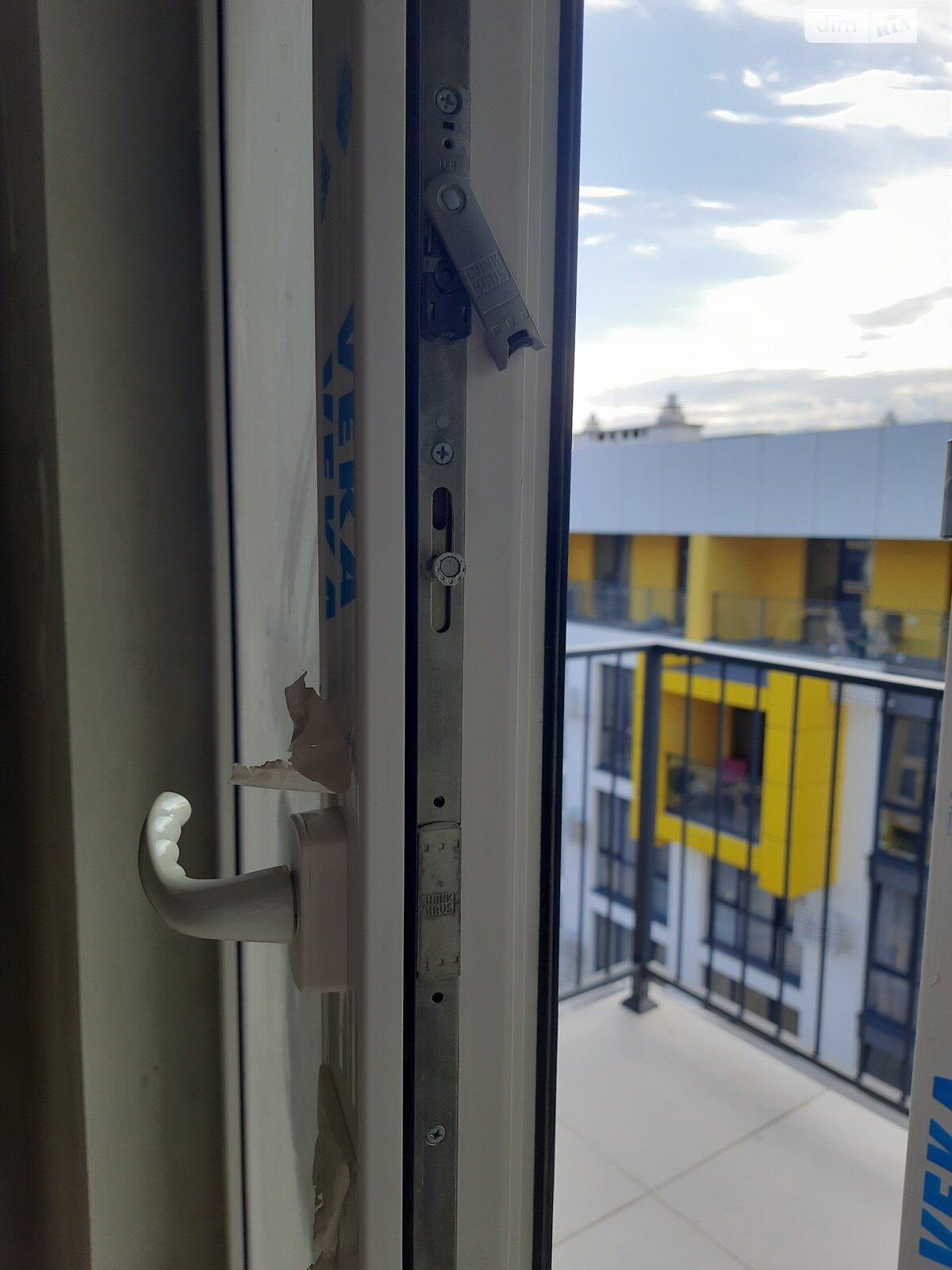 Продажа четырехкомнатной квартиры в Львове, на ул. Пимоненко Николая 5, район Пасеки фото 1 Продажа четырехкомнатной квартиры в Львове, на ул. Пимоненко Николая 5, район Пасеки фото 1