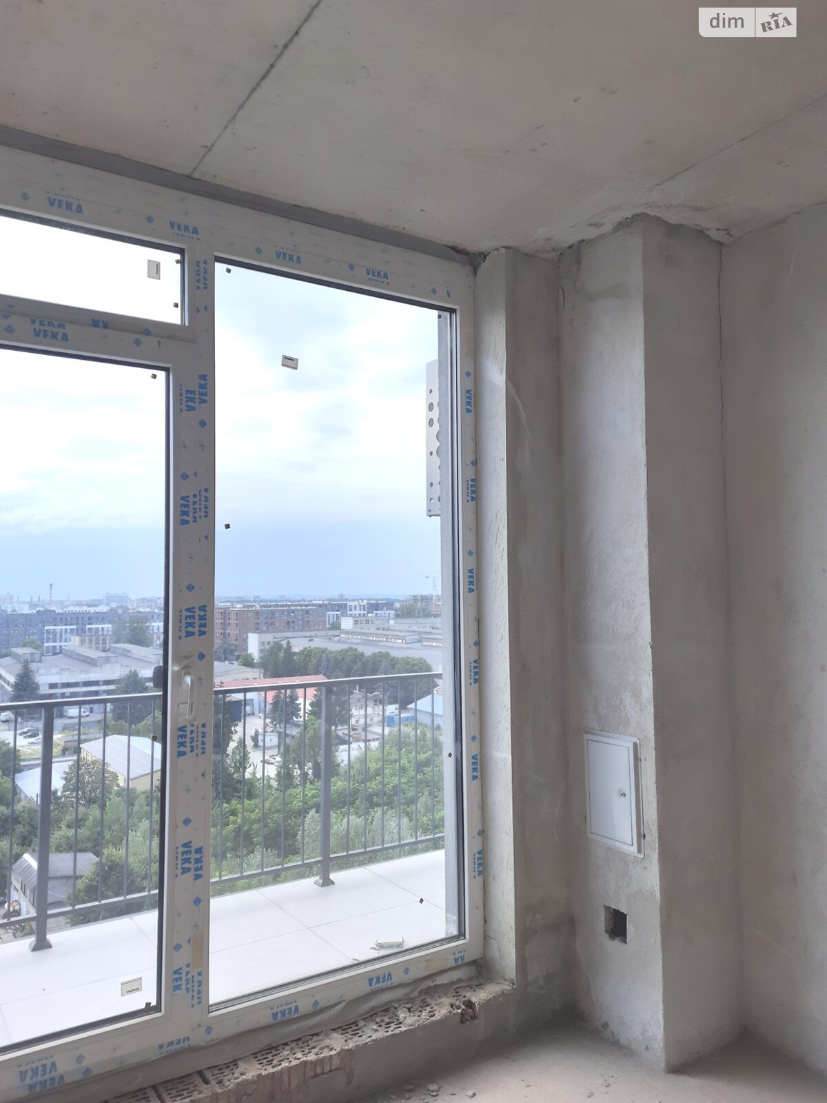 Продажа четырехкомнатной квартиры в Львове, на ул. Пимоненко Николая 5, район Пасеки фото 1 Продажа четырехкомнатной квартиры в Львове, на ул. Пимоненко Николая 5, район Пасеки фото 1