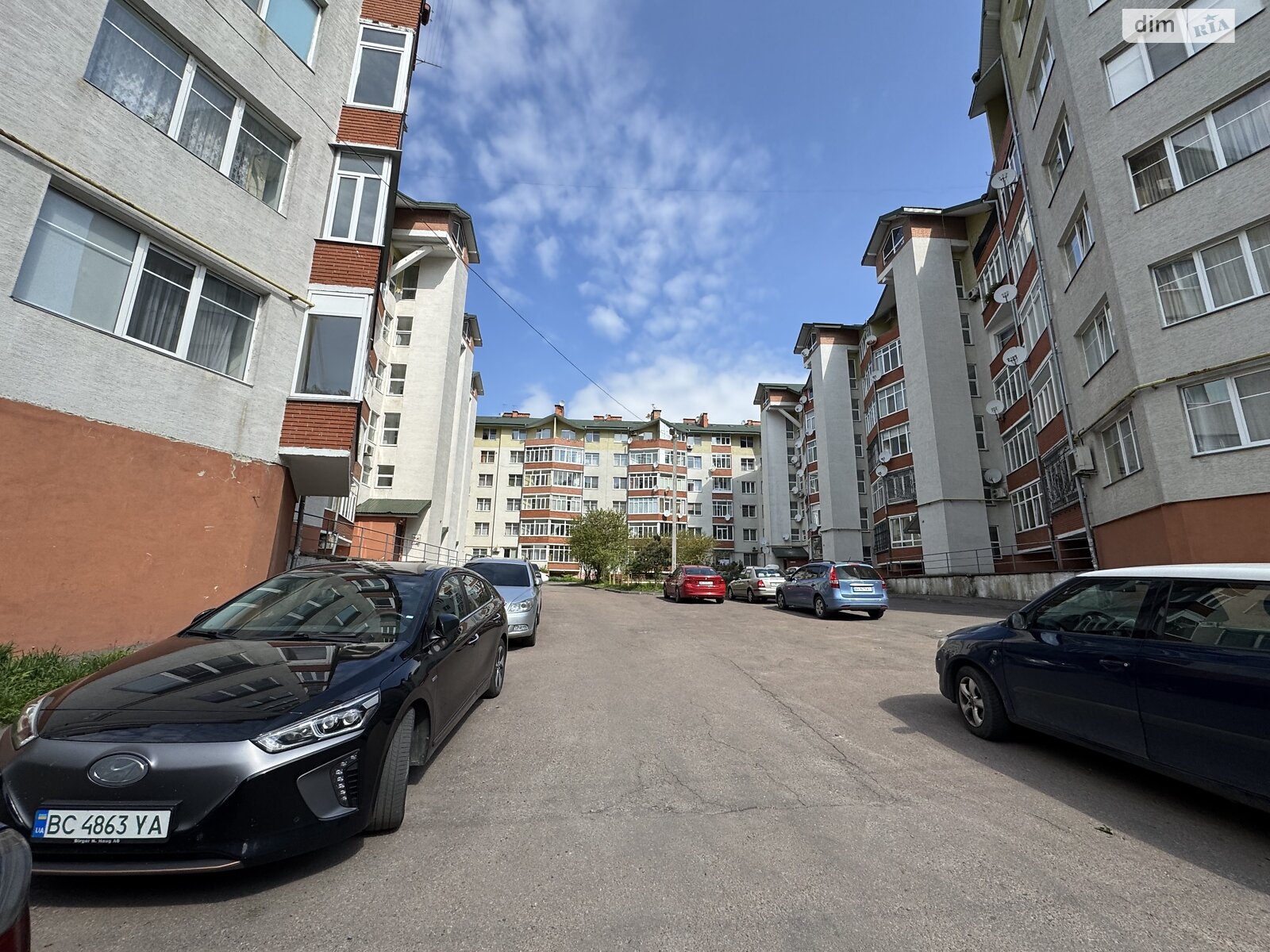 Продажа трехкомнатной квартиры в Львове, на ул. Петлюры Симона 34А, фото 1 Продажа трехкомнатной квартиры в Львове, на ул. Петлюры Симона 34А, фото 1