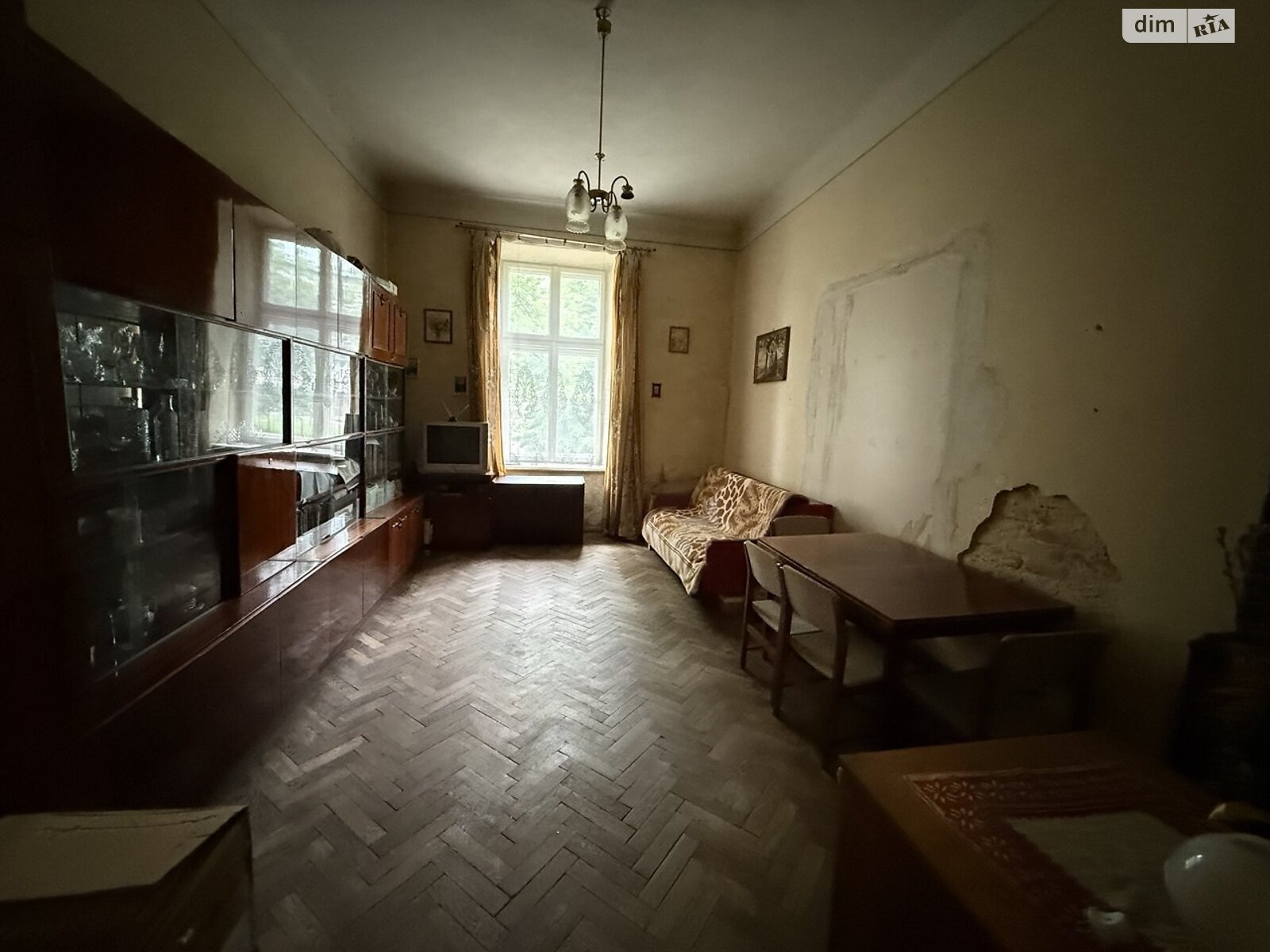 Продаж двокімнатної квартири в Львові, на пл. Данила Галицького, район Площа Ринок фото 1 Продаж двокімнатної квартири в Львові, на пл. Данила Галицького, район Площа Ринок фото 1