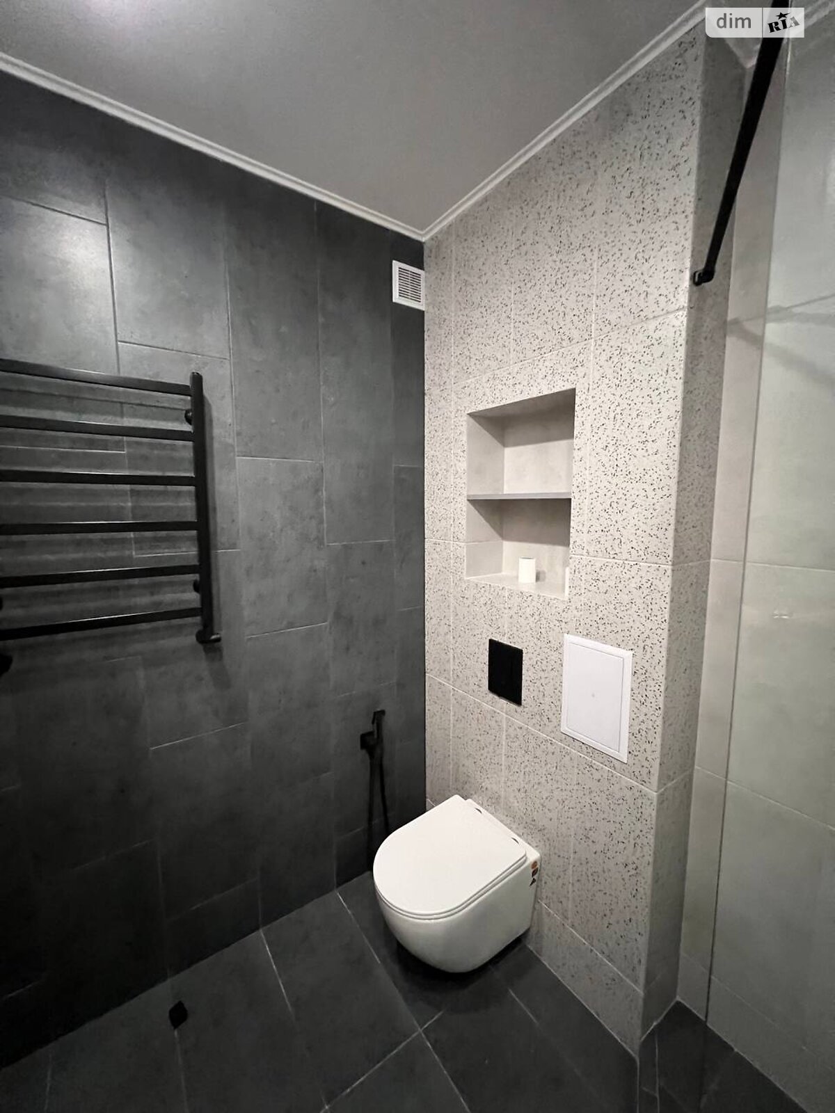 Продажа двухкомнатной квартиры в Львове, на ул. Галицкая 5, район Площадь Рынок фото 1 Продажа двухкомнатной квартиры в Львове, на ул. Галицкая 5, район Площадь Рынок фото 1