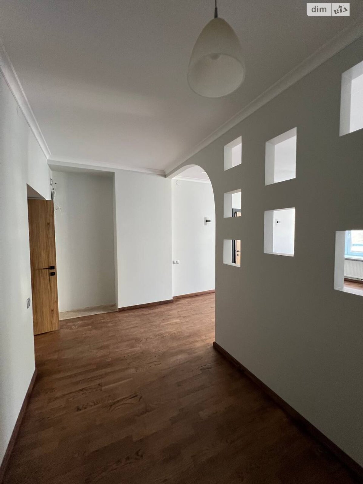 Продажа двухкомнатной квартиры в Львове, на ул. Галицкая 5, район Площадь Рынок фото 1 Продажа двухкомнатной квартиры в Львове, на ул. Галицкая 5, район Площадь Рынок фото 1