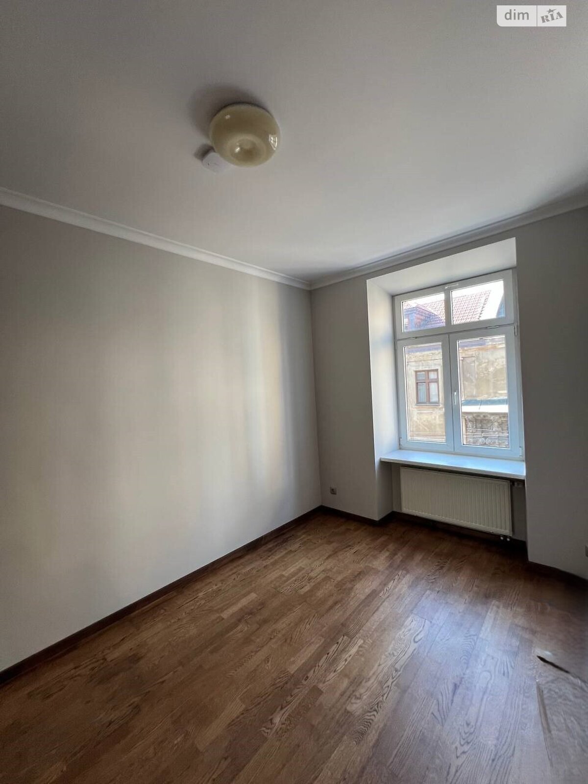 Продажа двухкомнатной квартиры в Львове, на ул. Галицкая 5, район Площадь Рынок фото 1 Продажа двухкомнатной квартиры в Львове, на ул. Галицкая 5, район Площадь Рынок фото 1