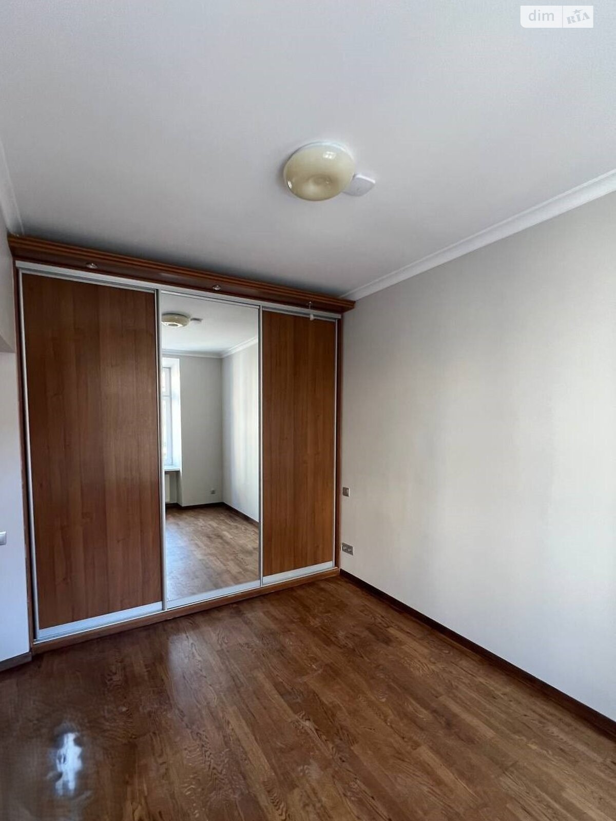 Продажа двухкомнатной квартиры в Львове, на ул. Галицкая 5, район Площадь Рынок фото 1 Продажа двухкомнатной квартиры в Львове, на ул. Галицкая 5, район Площадь Рынок фото 1