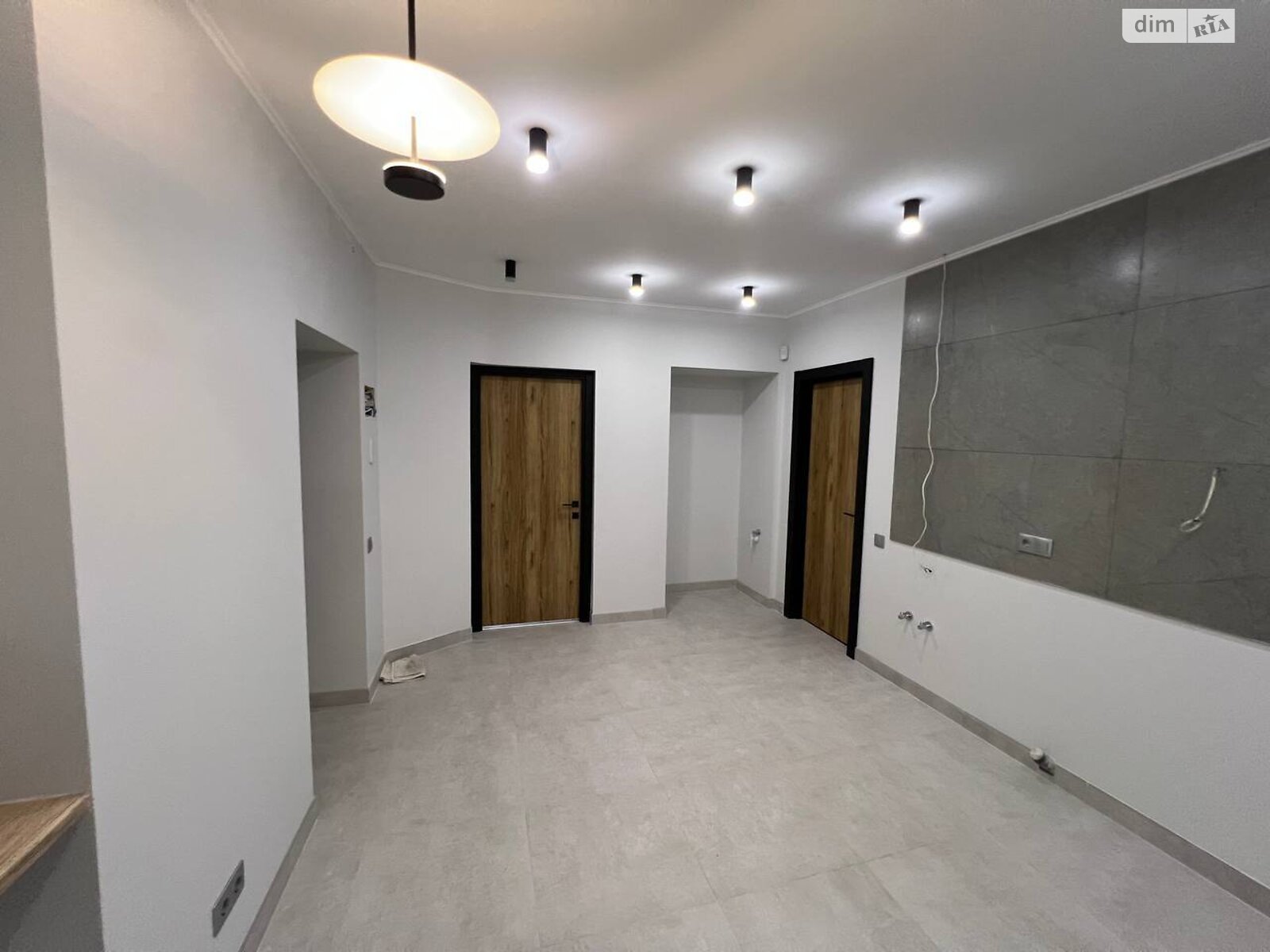 Продажа двухкомнатной квартиры в Львове, на ул. Галицкая 5, район Площадь Рынок фото 1 Продажа двухкомнатной квартиры в Львове, на ул. Галицкая 5, район Площадь Рынок фото 1