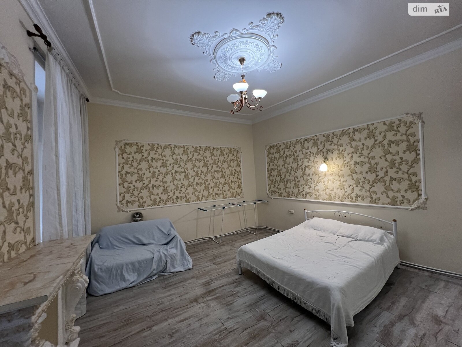 Продаж однокімнатної квартири в Львові, на вул. Гавришкевича 8, район Площа Ринок фото 1 Продаж однокімнатної квартири в Львові, на вул. Гавришкевича 8, район Площа Ринок фото 1