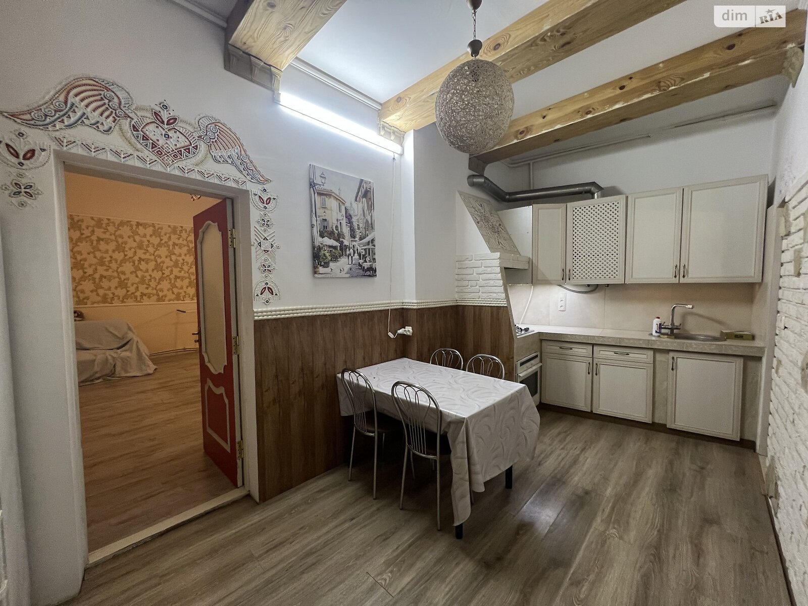 Продаж однокімнатної квартири в Львові, на вул. Гавришкевича 8, район Площа Ринок фото 1 Продаж однокімнатної квартири в Львові, на вул. Гавришкевича 8, район Площа Ринок фото 1