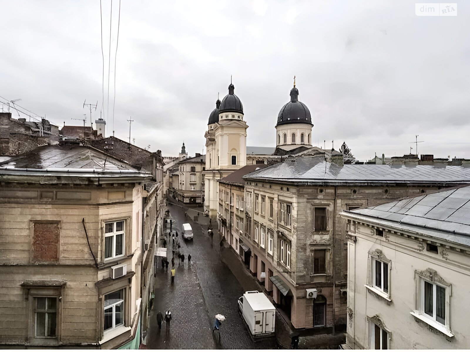 Продаж трикімнатної квартири в Львові, на вул. Краківська, район Площа Ринок фото 1 Продаж трикімнатної квартири в Львові, на вул. Краківська, район Площа Ринок фото 1