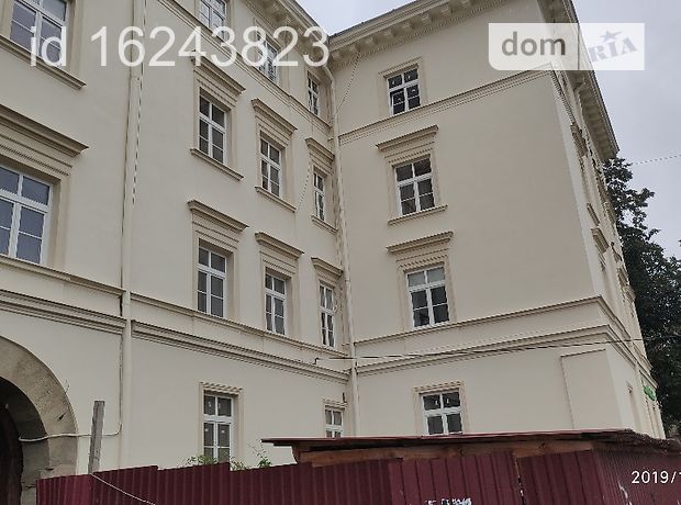 Продажа трехкомнатной квартиры в Львове, на ул. Подвальная 9, район Площадь Рынок фото 1 Продажа трехкомнатной квартиры в Львове, на ул. Подвальная 9, район Площадь Рынок фото 1