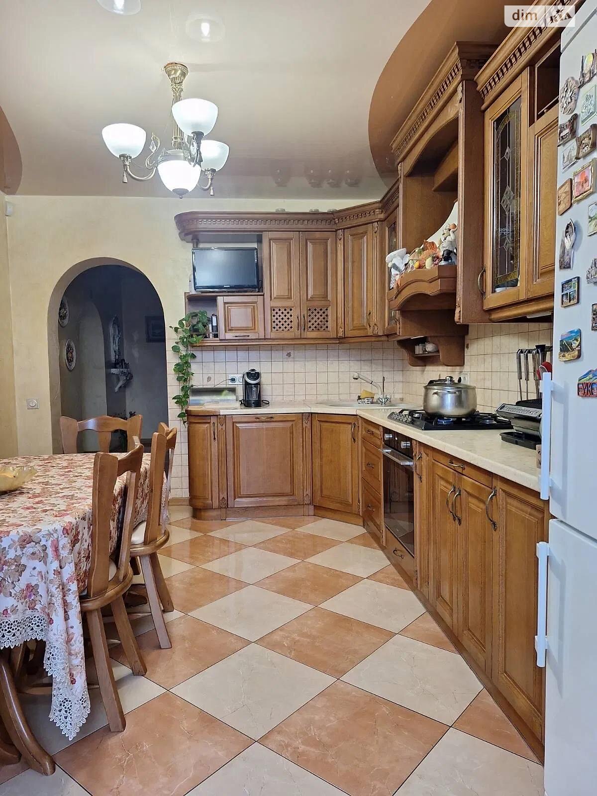 Продаж трикімнатної квартири в Львові, на вул. Плугова 6А, фото 1 Продаж трикімнатної квартири в Львові, на вул. Плугова 6А, фото 1