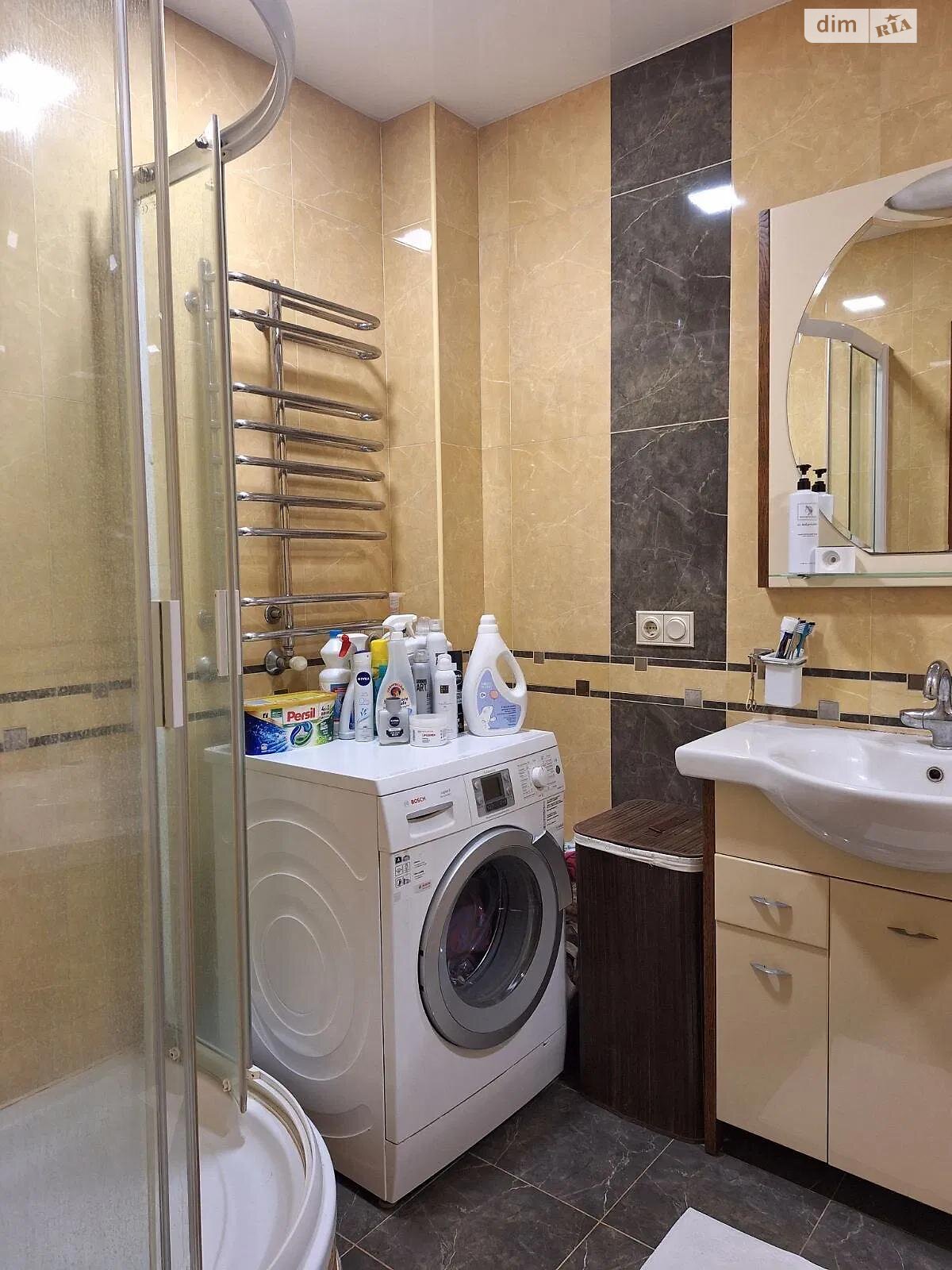 Продаж трикімнатної квартири в Львові, на вул. Плугова 6А, фото 1 Продаж трикімнатної квартири в Львові, на вул. Плугова 6А, фото 1