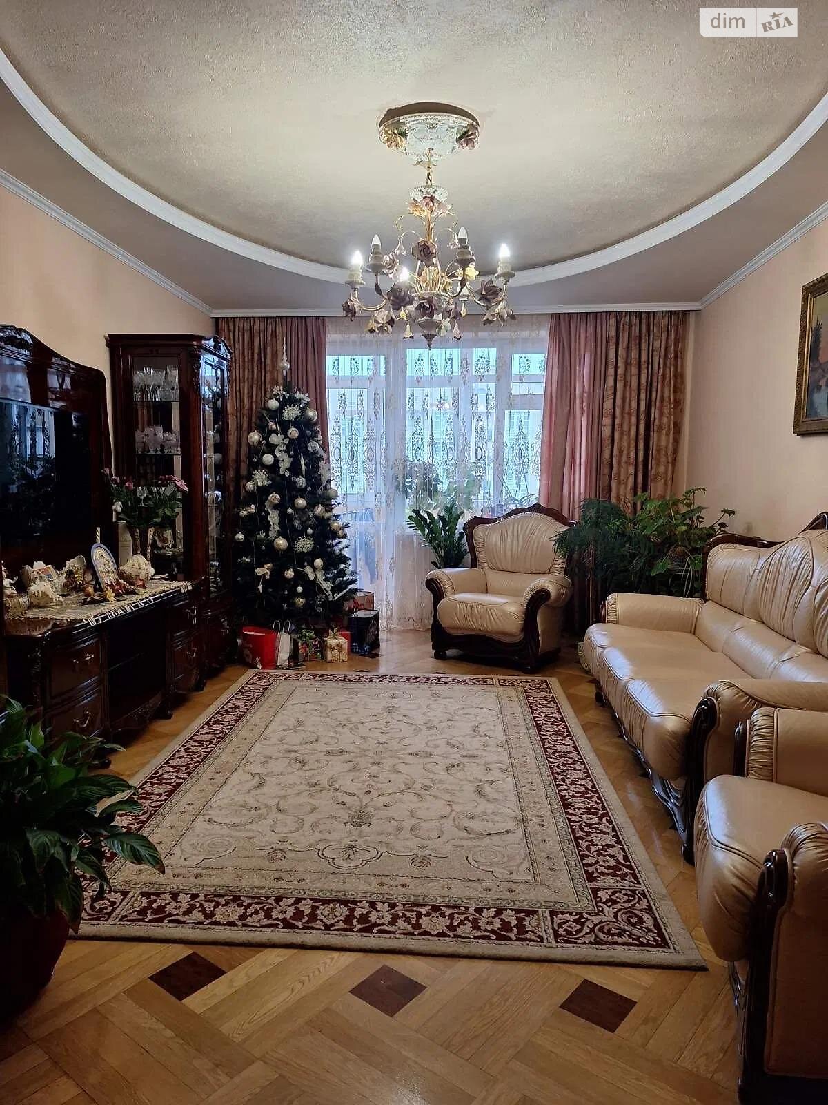 Продаж трикімнатної квартири в Львові, на вул. Плугова 6А, фото 1 Продаж трикімнатної квартири в Львові, на вул. Плугова 6А, фото 1