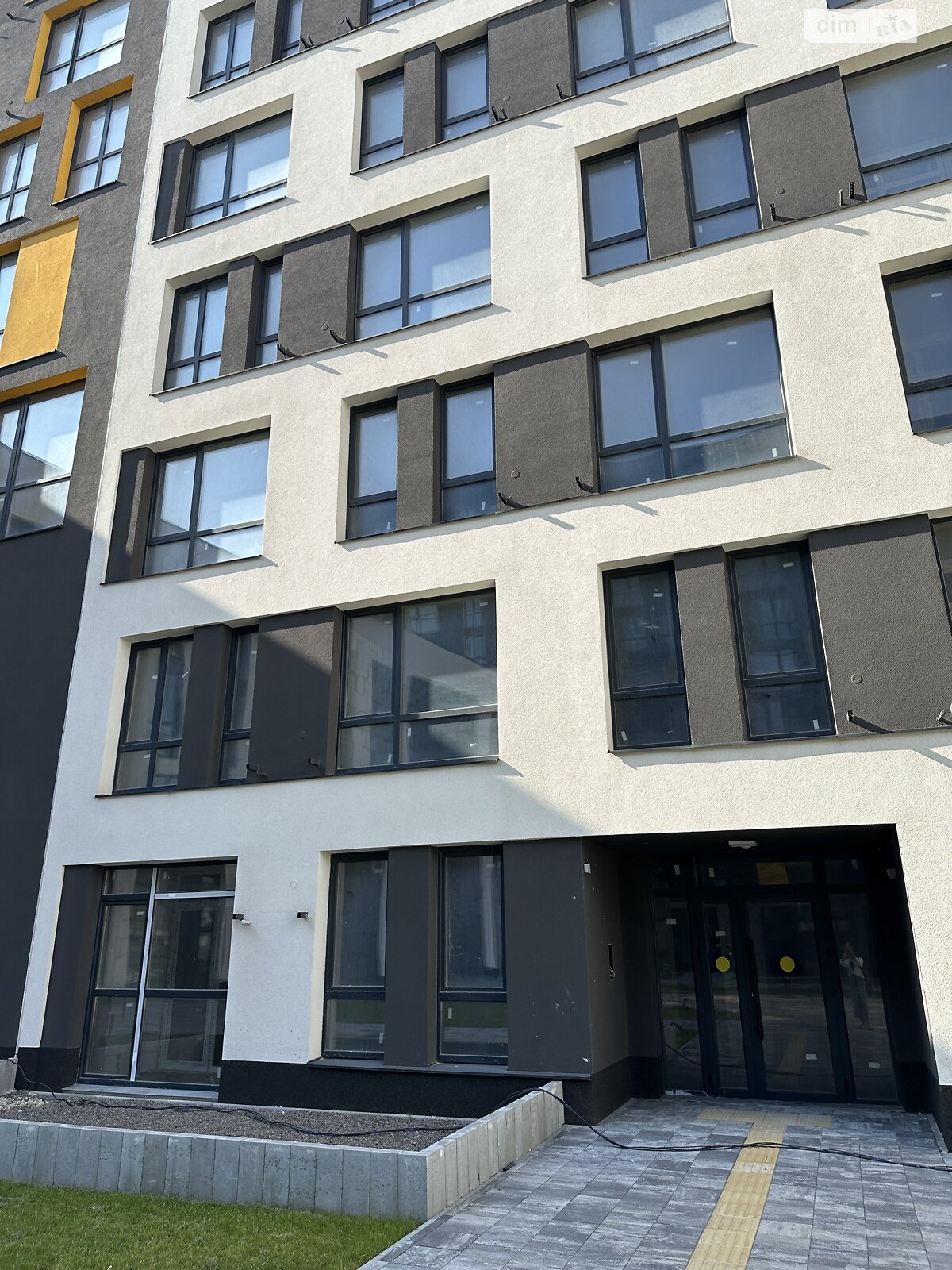 Продаж однокімнатної квартири в Львові, на вул. Хмельницького Богдана 207, кв. 15, район Підзамче фото 1 Продаж однокімнатної квартири в Львові, на вул. Хмельницького Богдана 207, кв. 15, район Підзамче фото 1